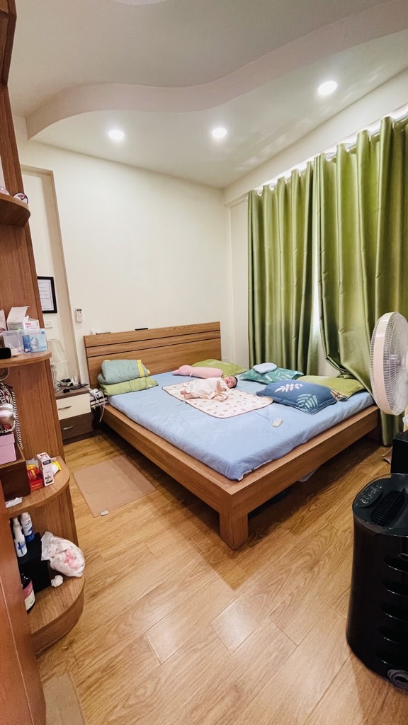 Bán nhà Trịnh Đình Cửu - diện tích 75m2 7 tầng - Sổ đỏ chính chủ - giá 7 tỷ