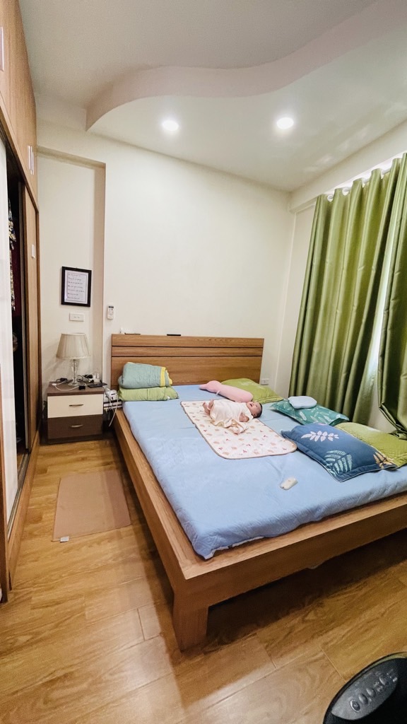 Bán nhà Trịnh Đình Cửu - diện tích 75m2 7 tầng - Sổ đỏ chính chủ - giá 7 tỷ