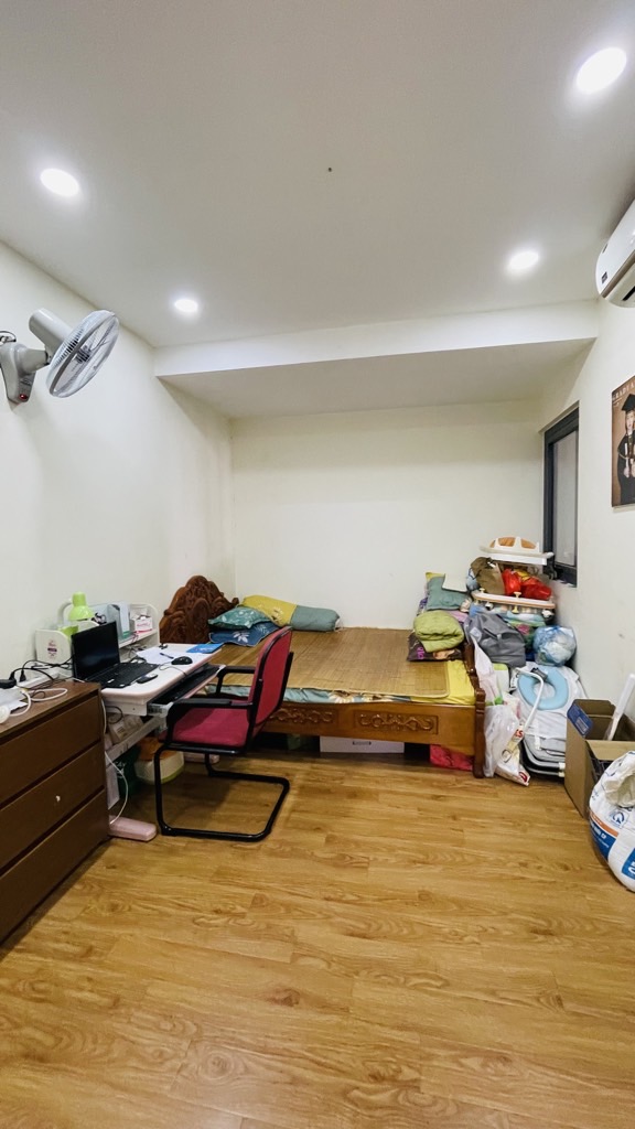 Bán nhà Trịnh Đình Cửu - diện tích 75m2 7 tầng - Sổ đỏ chính chủ - giá 7 tỷ