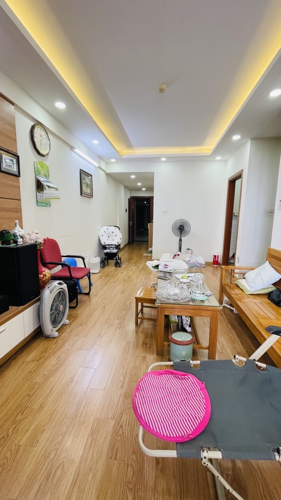 Bán nhà Trịnh Đình Cửu - diện tích 75m2 7 tầng - Sổ đỏ chính chủ - giá 7 tỷ