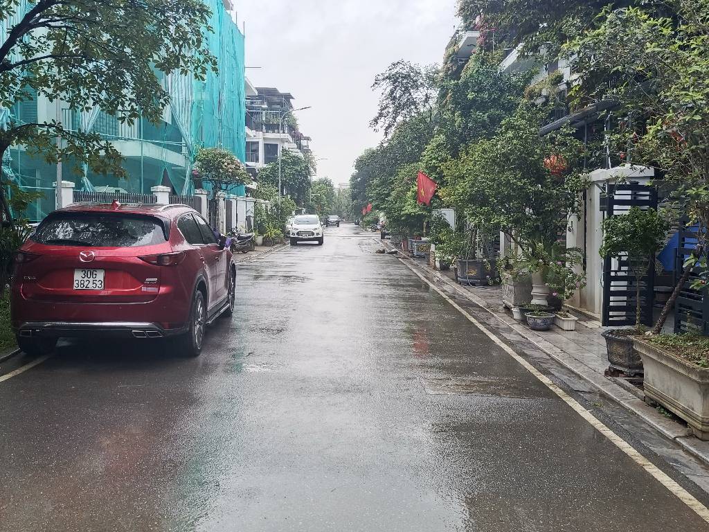 Bán nhà Ngõ 2 ô tô tránh - diện tích 134m2 4 tầng - Biệt thự liền kề VIP - giá 38 tỷ