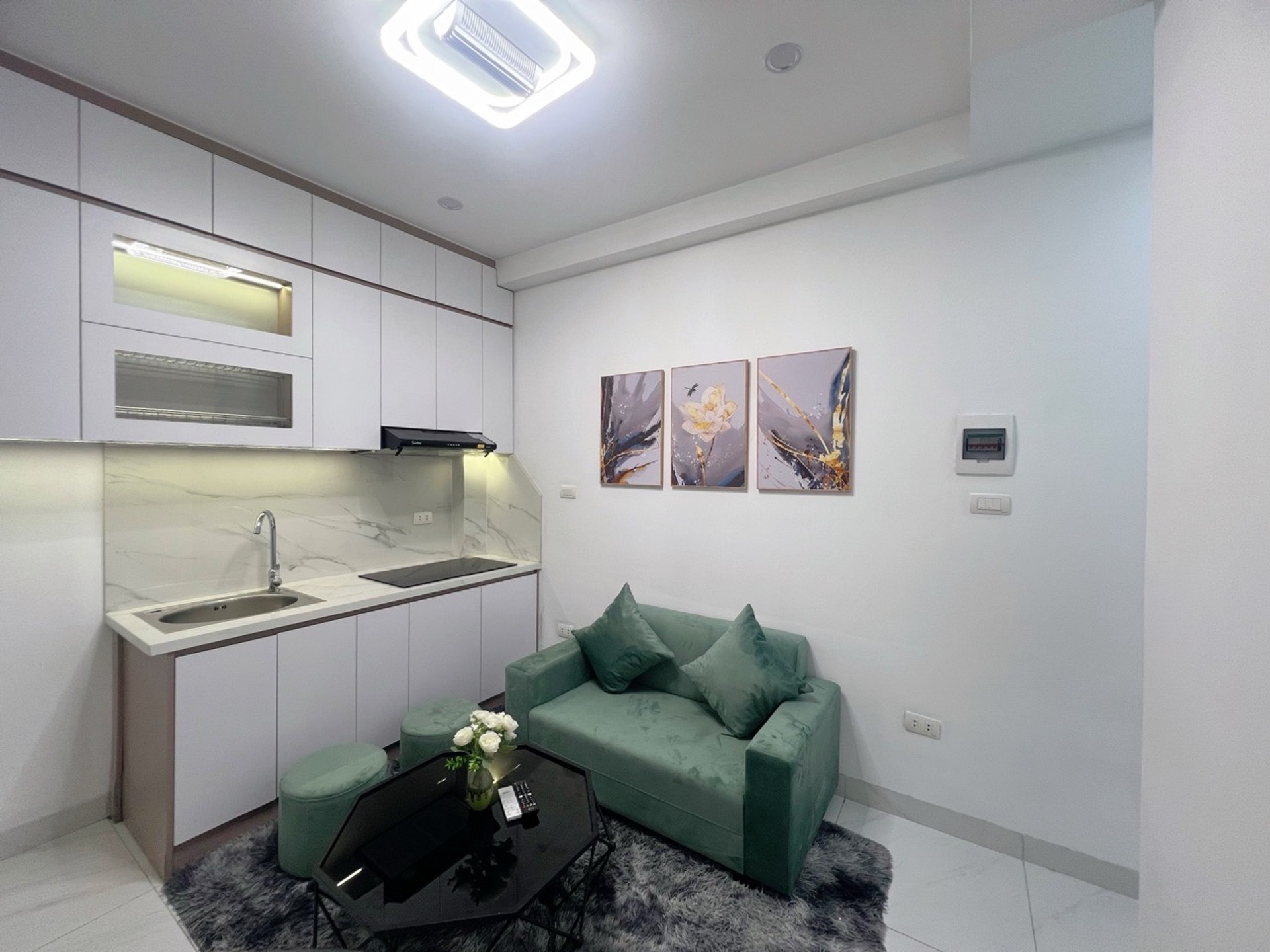 Bán nhà Mạc Thị Bưởi - diện tích 16m2 4 tầng - Ô tô đỗ cửa - giá Nhỉnh 4 tỷ