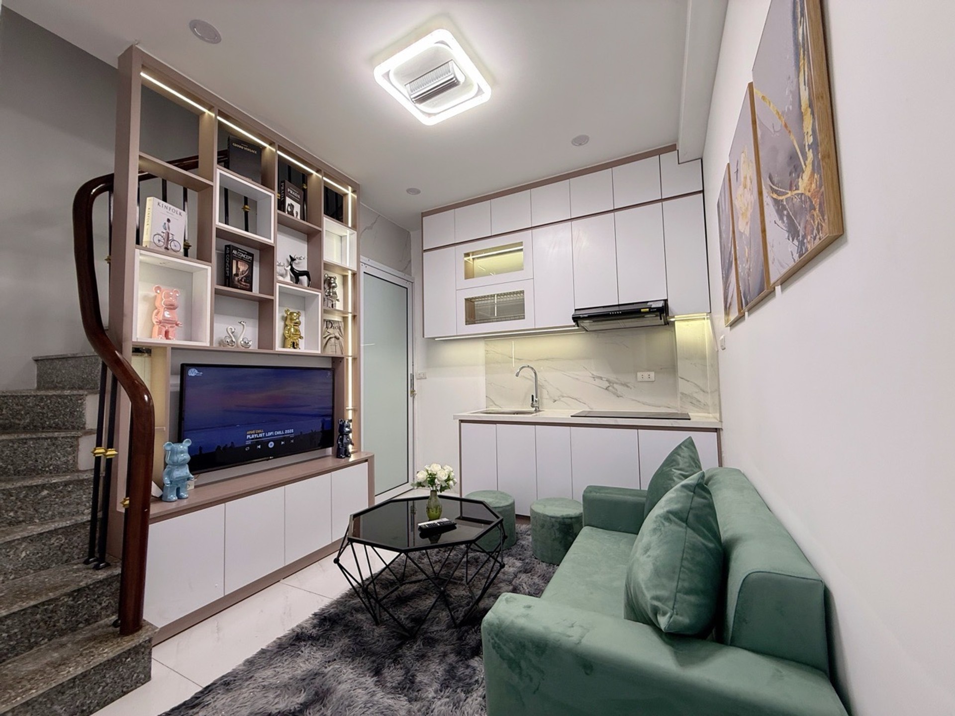 Bán nhà Mạc Thị Bưởi - diện tích 16m2 4 tầng - Ô tô đỗ cửa - giá Nhỉnh 4 tỷ