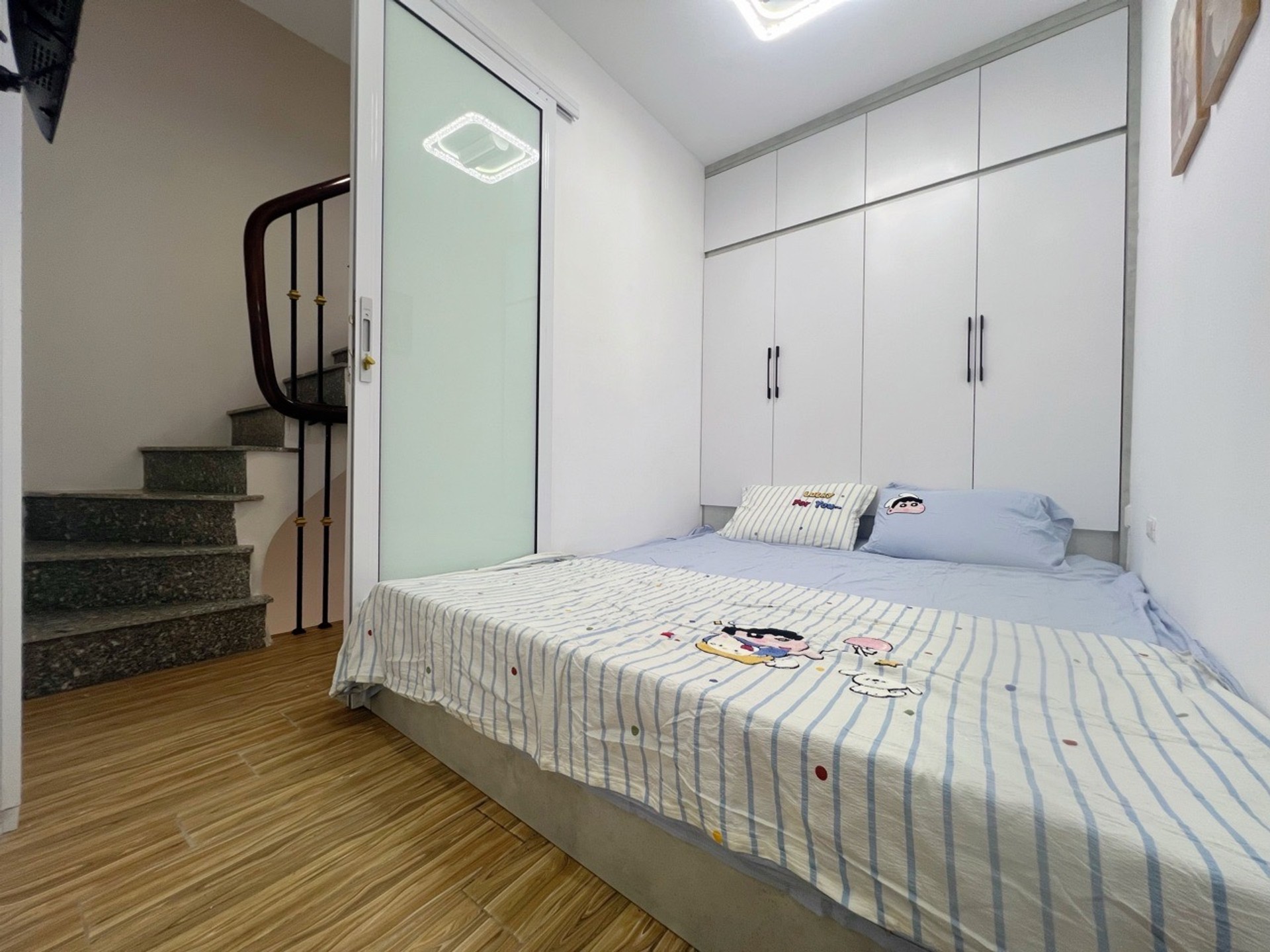 Bán nhà Mạc Thị Bưởi - diện tích 16m2 4 tầng - Ô tô đỗ cửa - giá Nhỉnh 4 tỷ