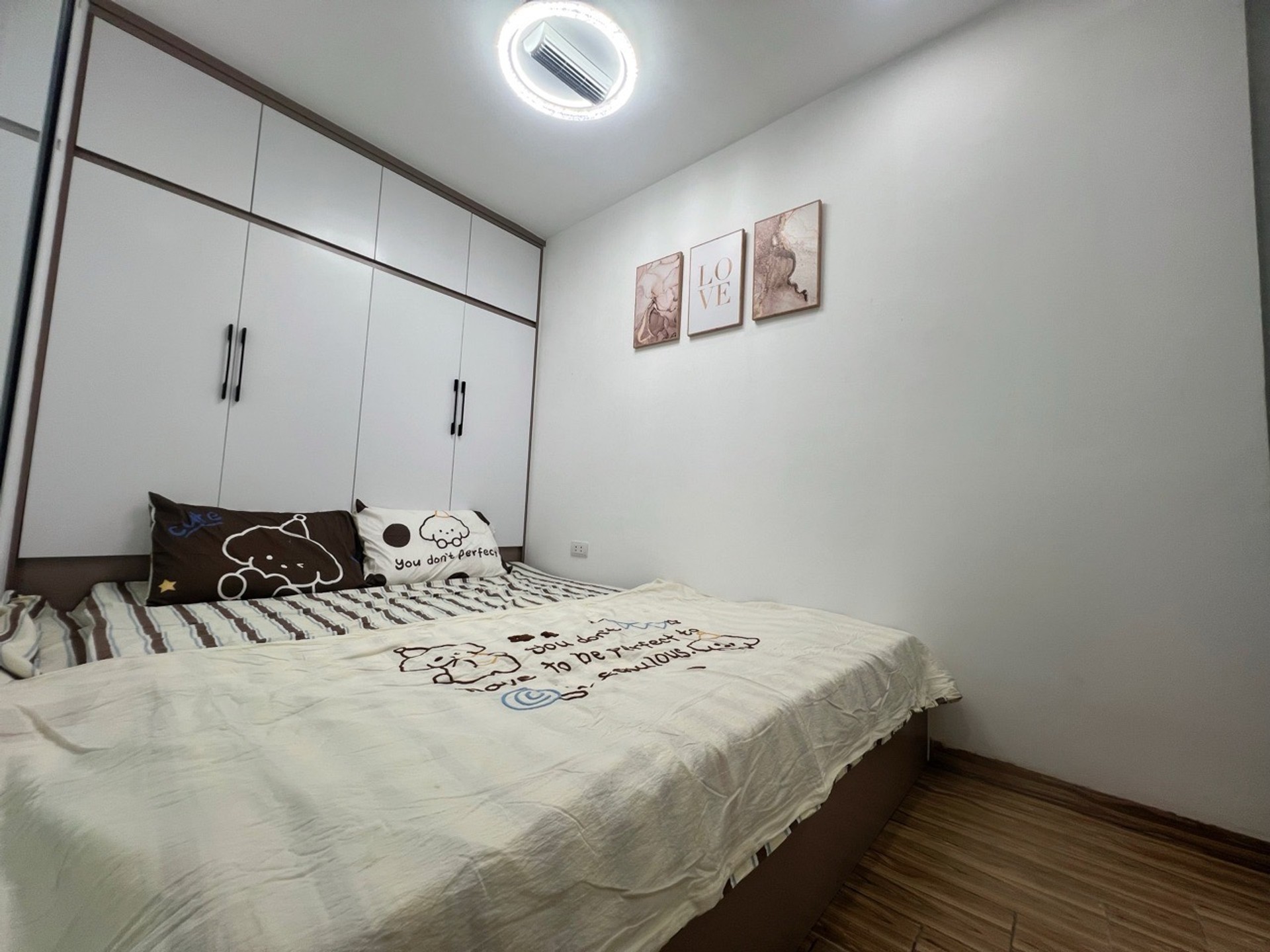 Bán nhà Mạc Thị Bưởi - diện tích 16m2 4 tầng - Ô tô đỗ cửa - giá Nhỉnh 4 tỷ