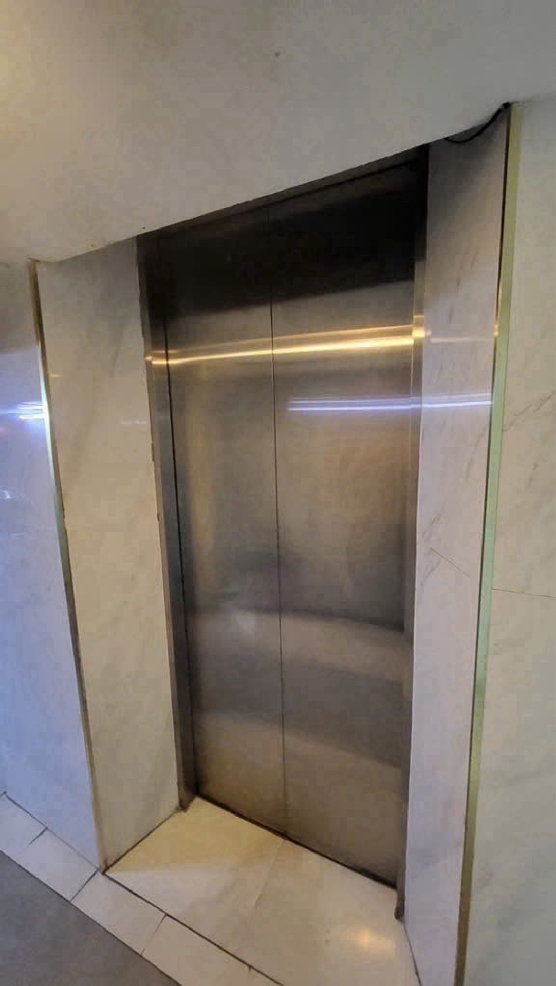 Bán nhà Chợ Khâm Thiên - diện tích 85m2 7 tầng - Đầu tư sinh lời - giá 16,5 tỷ