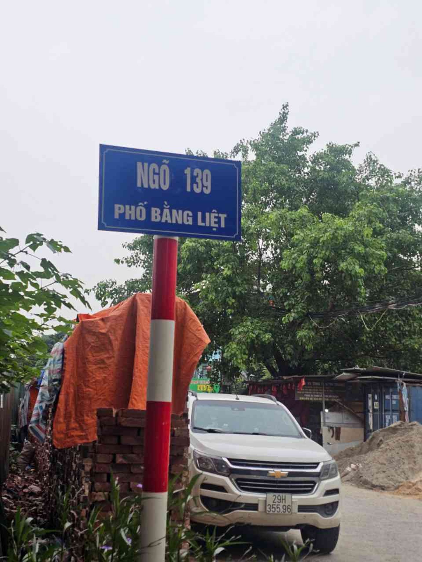 Bán nhà Bằng Liệt - diện tích 46m2 1 tầng - ô tô kinh doanh nhỏ - giá 10,5 tỷ