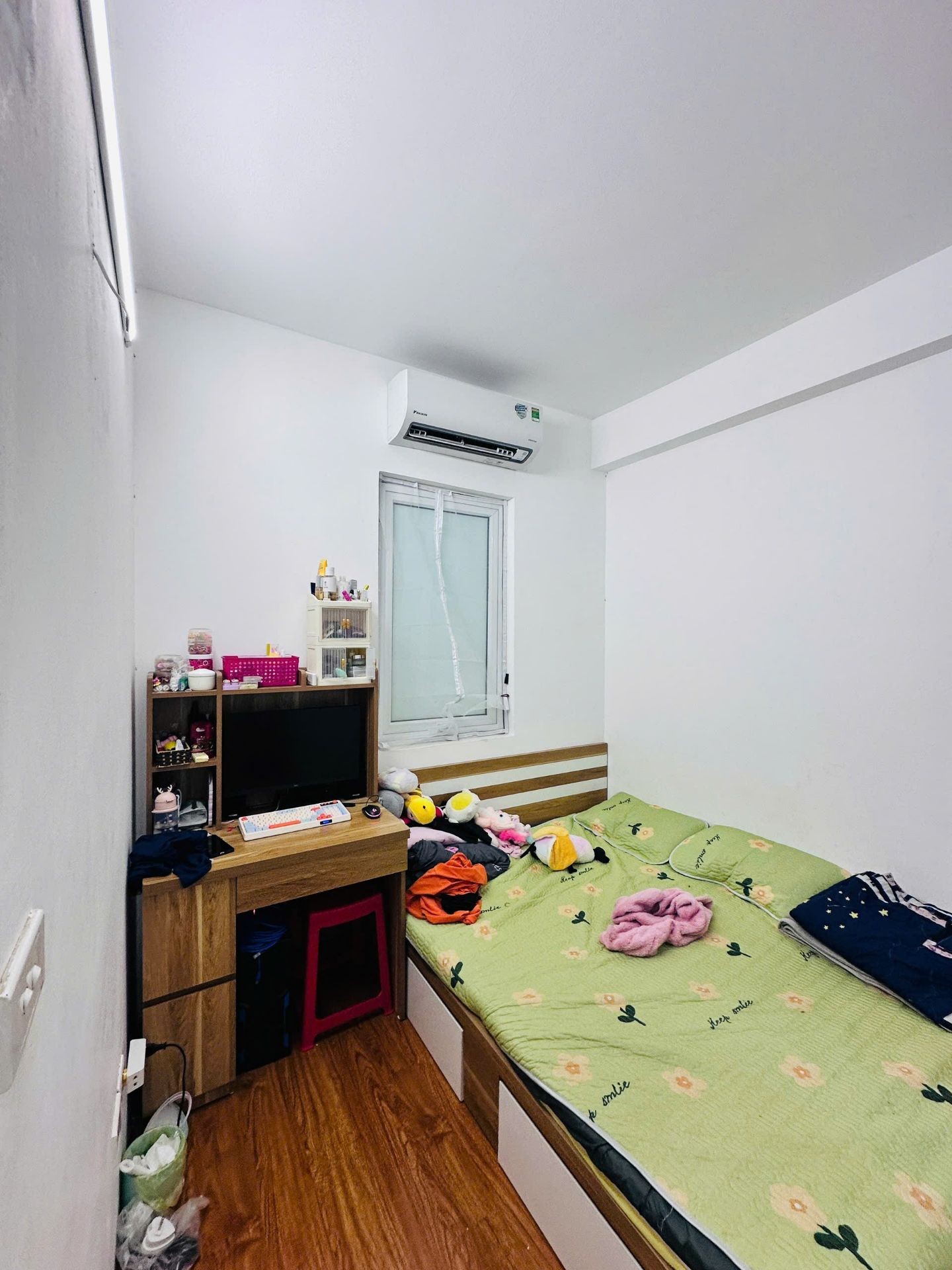 Bán nhà Hoàng Mai - diện tích 35m2 5 tầng - Ô tô đỗ cửa - giá 1,65 tỷ