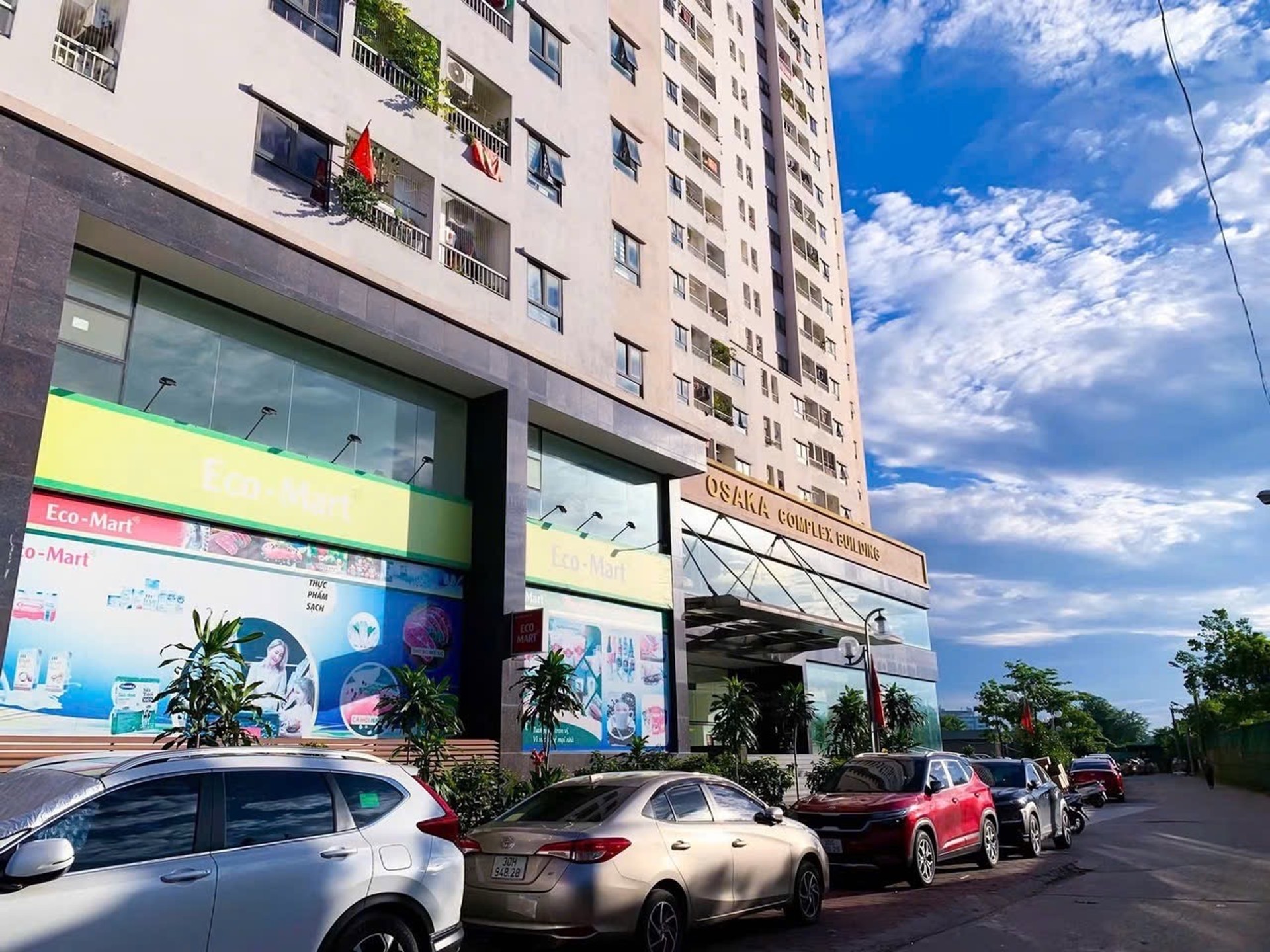 Bán nhà Ngọc Hồi - diện tích 71m2 16 tầng - Nhà mới đẹp ở luôn - giá 5,25 tỷ