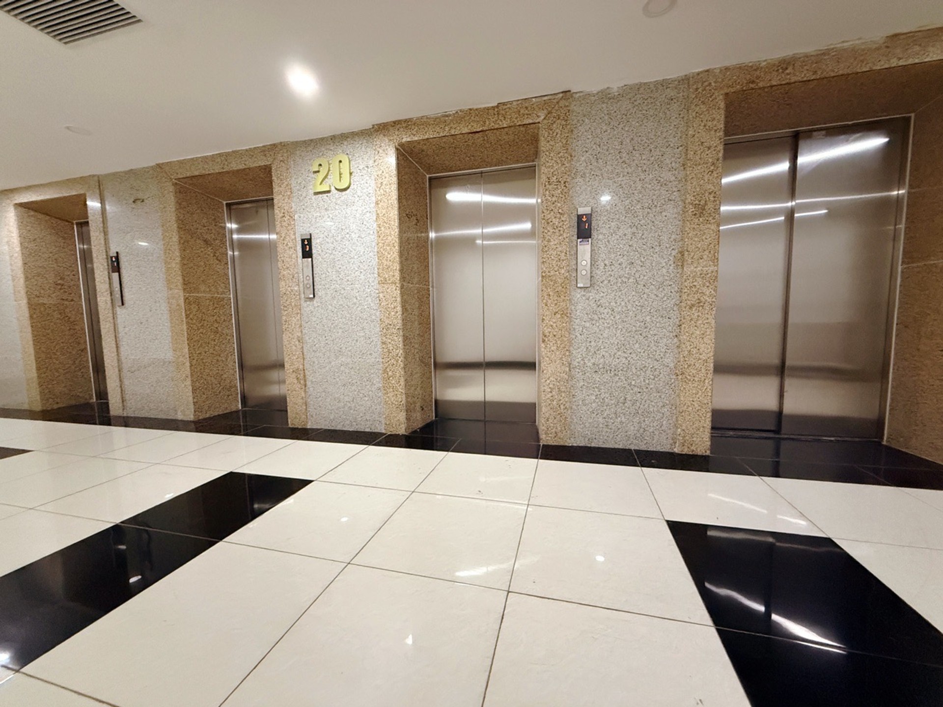 Bán nhà Trần Hòa - diện tích 83m2 1 tầng - Căn hộ chung cư mới tinh - giá 6,3 tỷ
