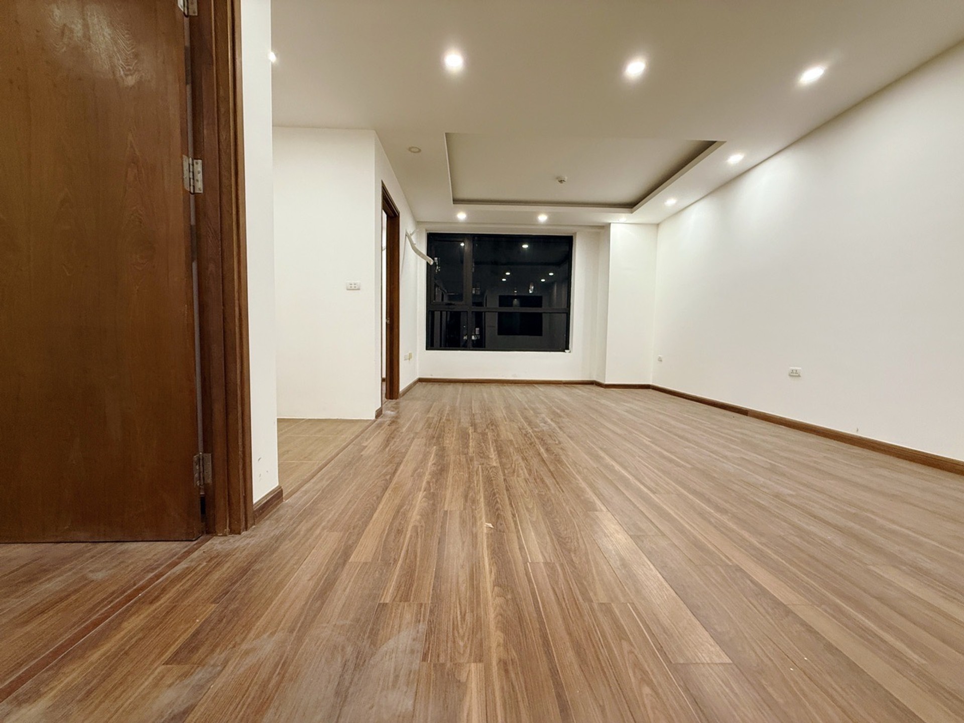 Bán nhà Trần Hòa - diện tích 83m2 1 tầng - Căn hộ chung cư mới tinh - giá 6,3 tỷ