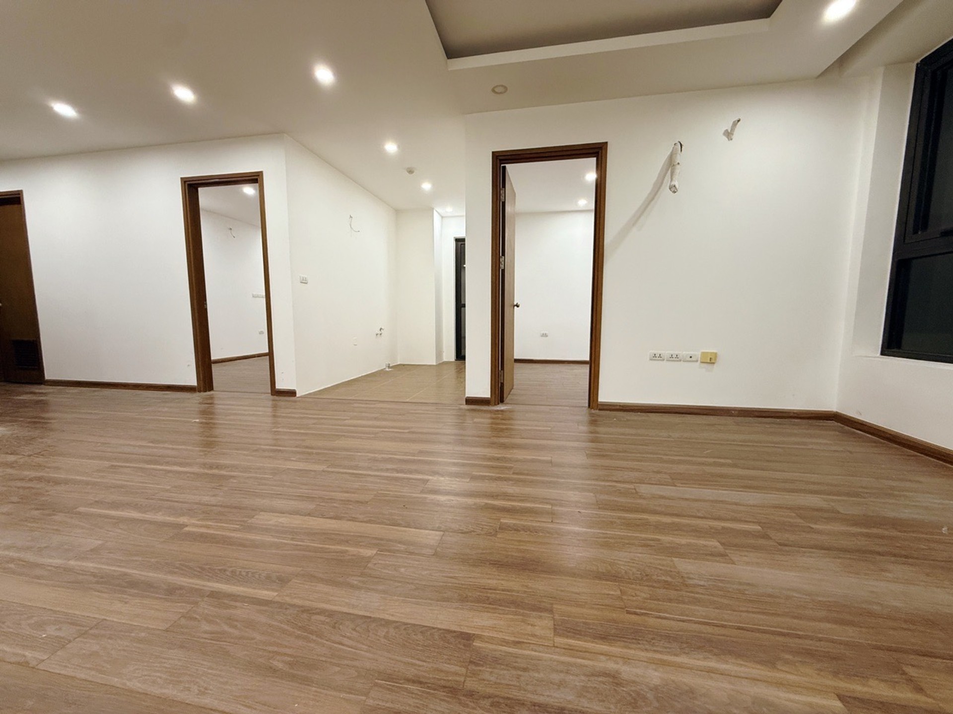 Bán nhà Trần Hòa - diện tích 83m2 1 tầng - Căn hộ chung cư mới tinh - giá 6,3 tỷ