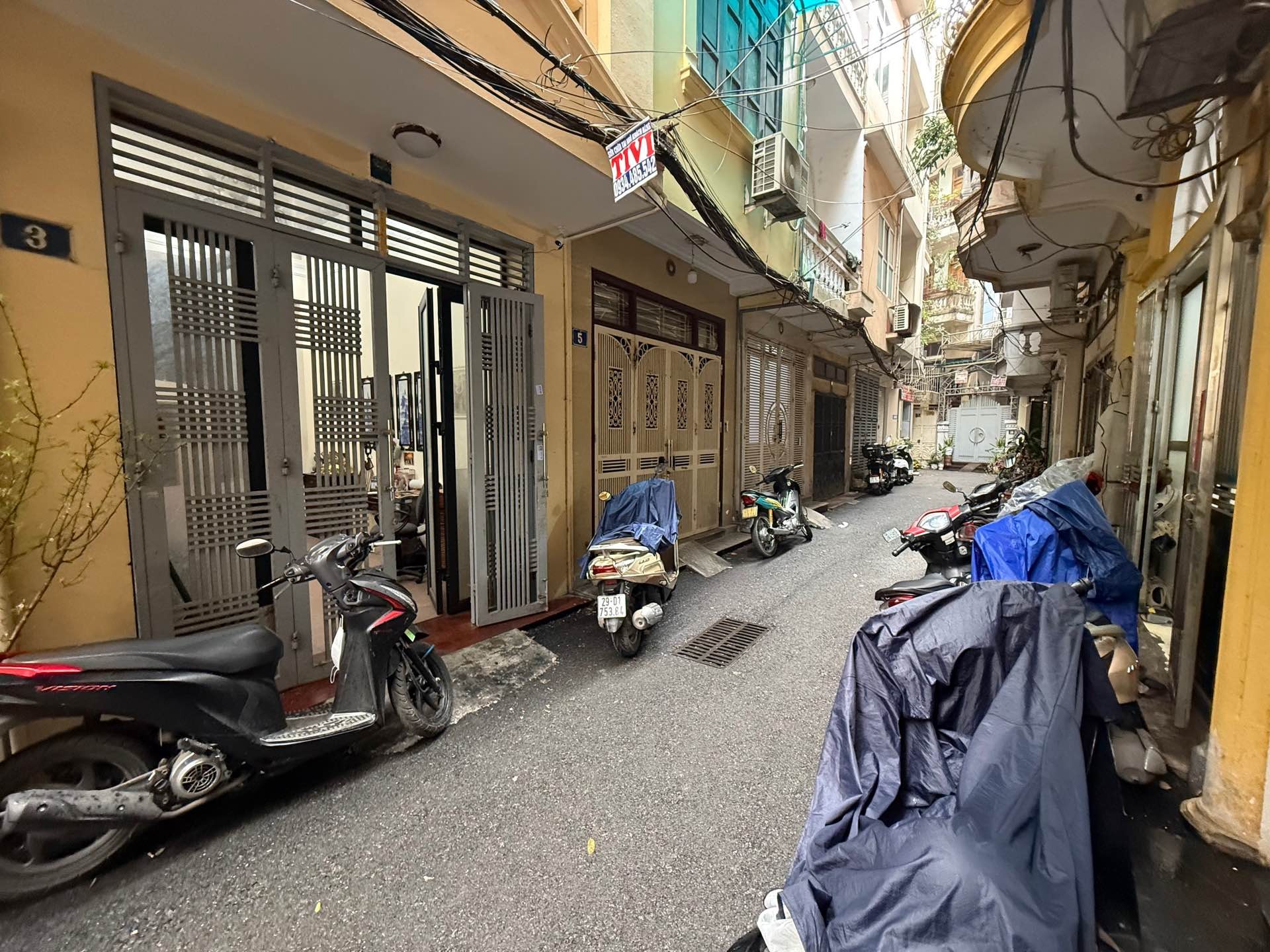 Bán nhà Hồng Mai - diện tích 36m2 5 tầng - ô tô đỗ cửa - giá 13,75 tỷ