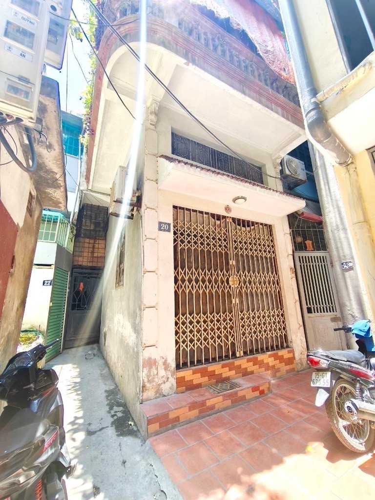 Bán nhà Bạch Mai - diện tích 42m2 3 tầng - Lô góc 3 thoáng - giá 8,6 tỷ