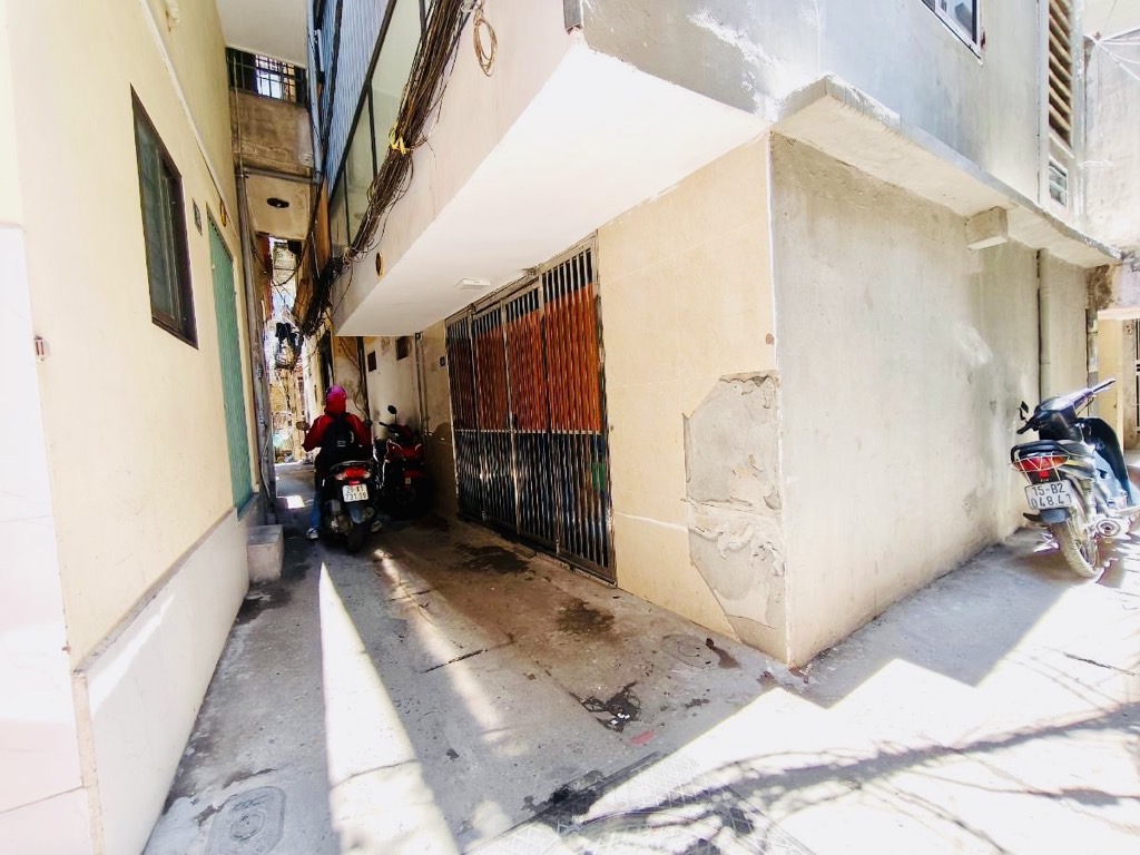 Bán nhà Bạch Mai - diện tích 42m2 3 tầng - Lô góc 3 thoáng - giá 8,6 tỷ