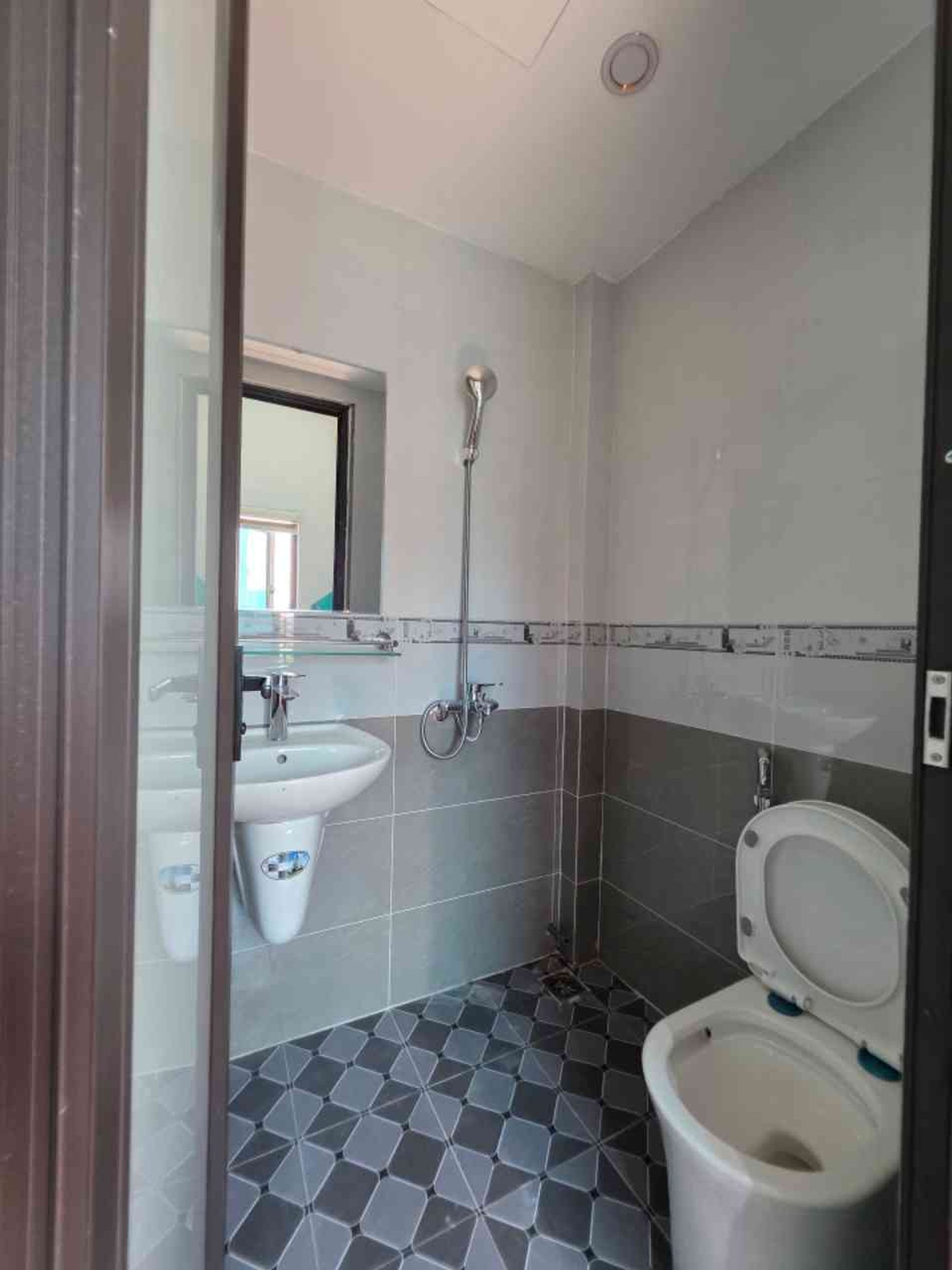 Bán nhà Tam Trinh - diện tích 53m2 9 tầng - Lô góc - giá 23,6 tỷ