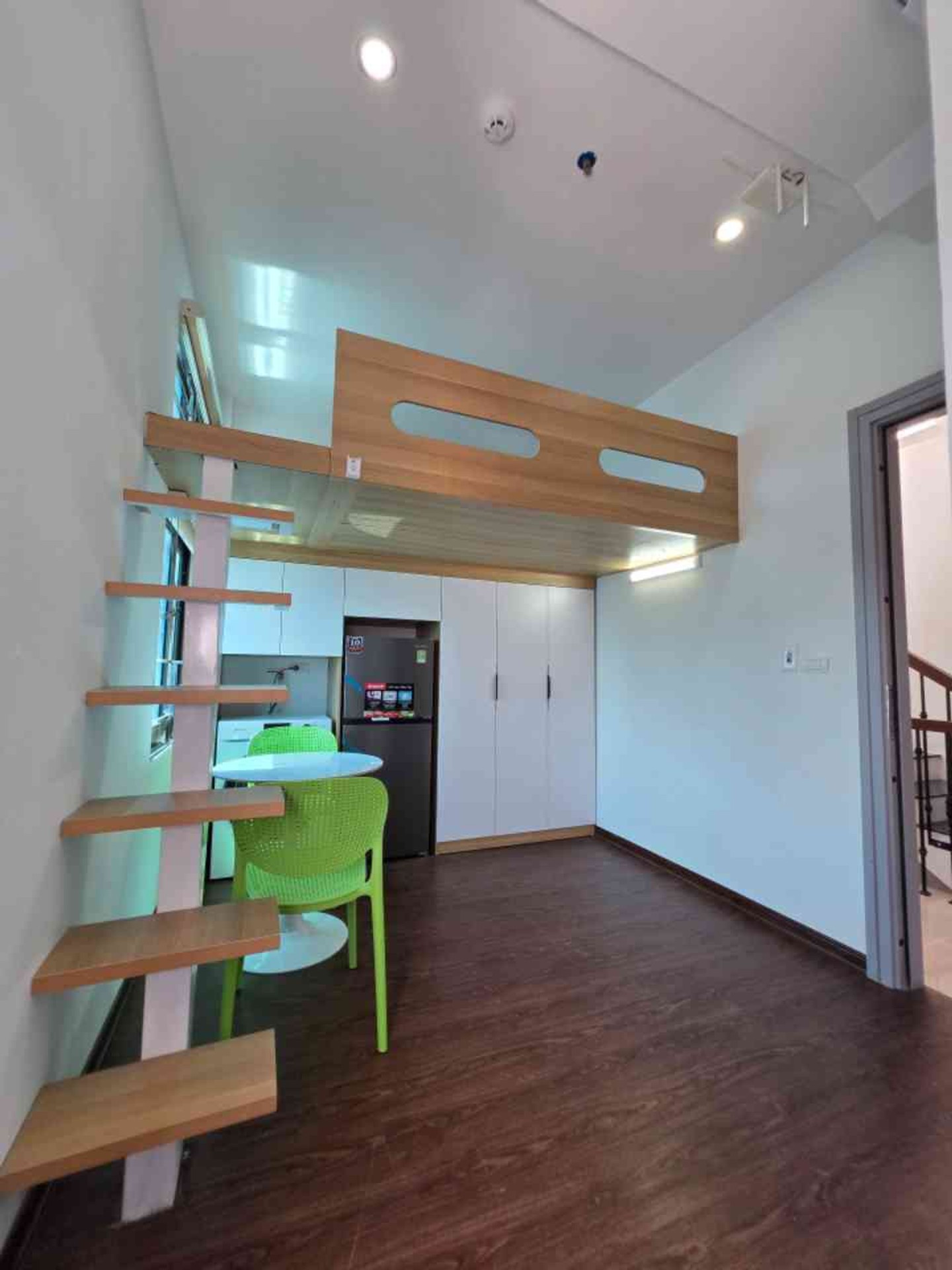 Bán nhà Tam Trinh - diện tích 53m2 9 tầng - Lô góc - giá 23,6 tỷ