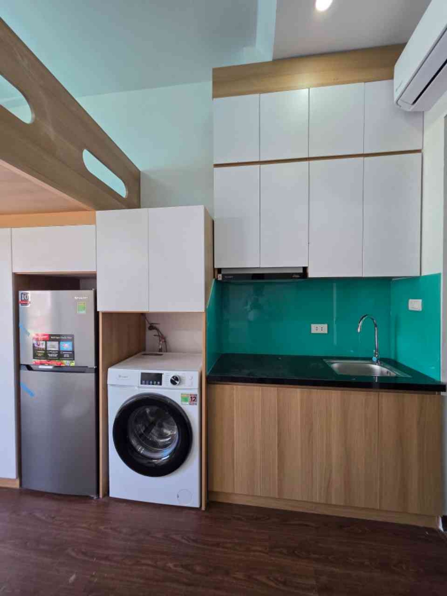 Bán nhà Tam Trinh - diện tích 53m2 9 tầng - Lô góc - giá 23,6 tỷ