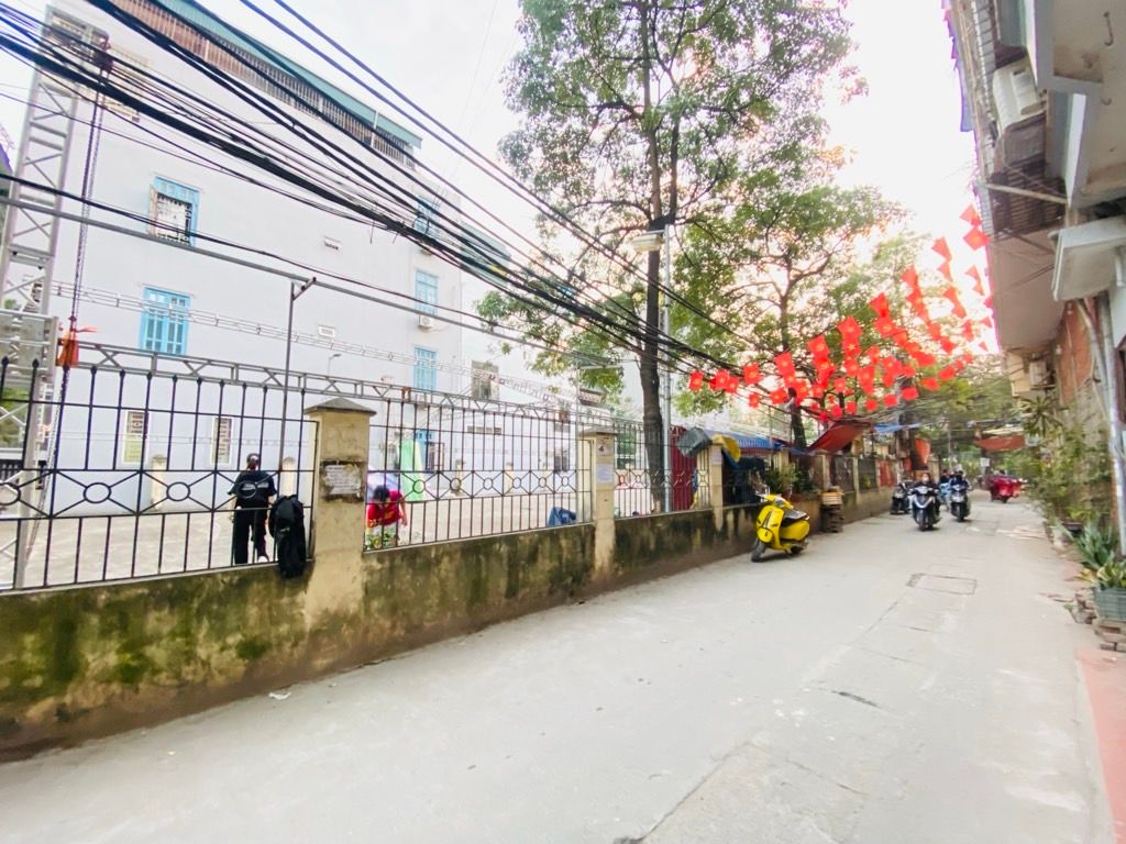 Bán nhà Kim Giang - diện tích 36m2 5 tầng - Lô góc 2 mặt thoáng - giá 10,5 tỷ
