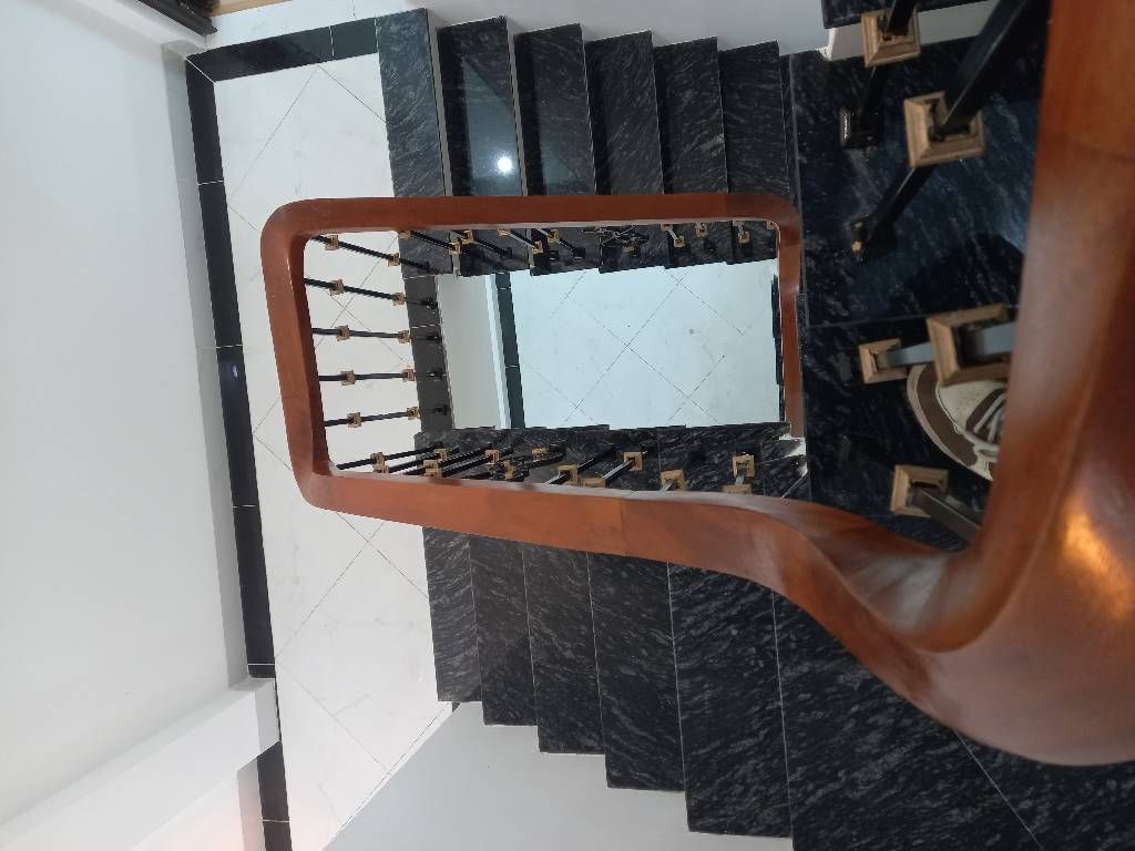 Bán nhà Nam Dư - diện tích 46m2 4 tầng - NGÕ THÔNG RA NGÕ 649 - giá 9,2 tỷ