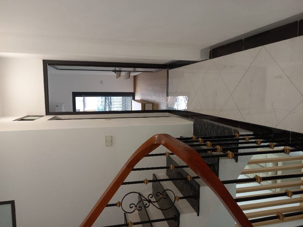 Bán nhà Nam Dư - diện tích 46m2 4 tầng - NGÕ THÔNG RA NGÕ 649 - giá 9,2 tỷ