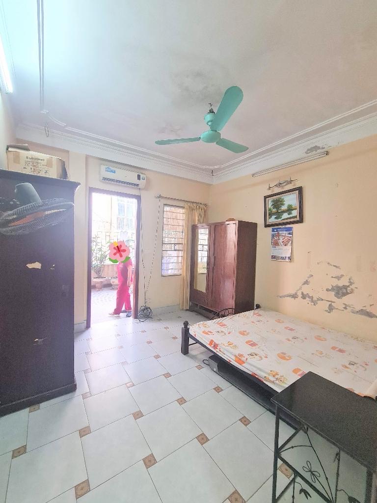Bán nhà Mai Động - diện tích 82m2 3 tầng - Ô TÔ LÙI CỬA - giá 8,2 tỷ