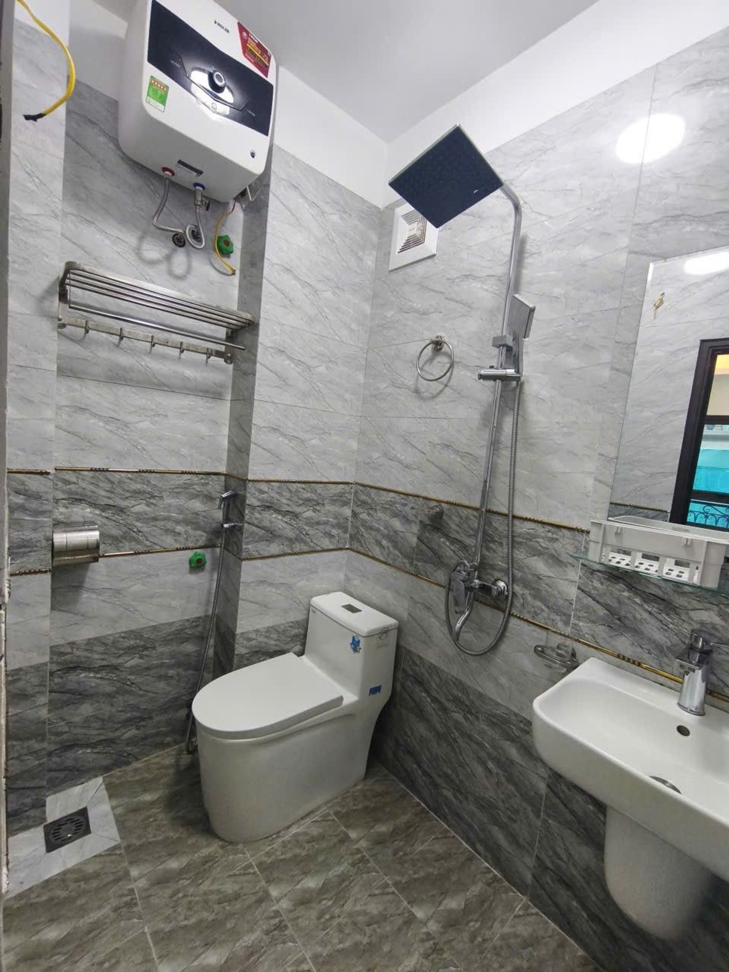 Bán nhà Trương Định - diện tích 33m2 5 tầng - thang máy - giá 9,8 tỷ