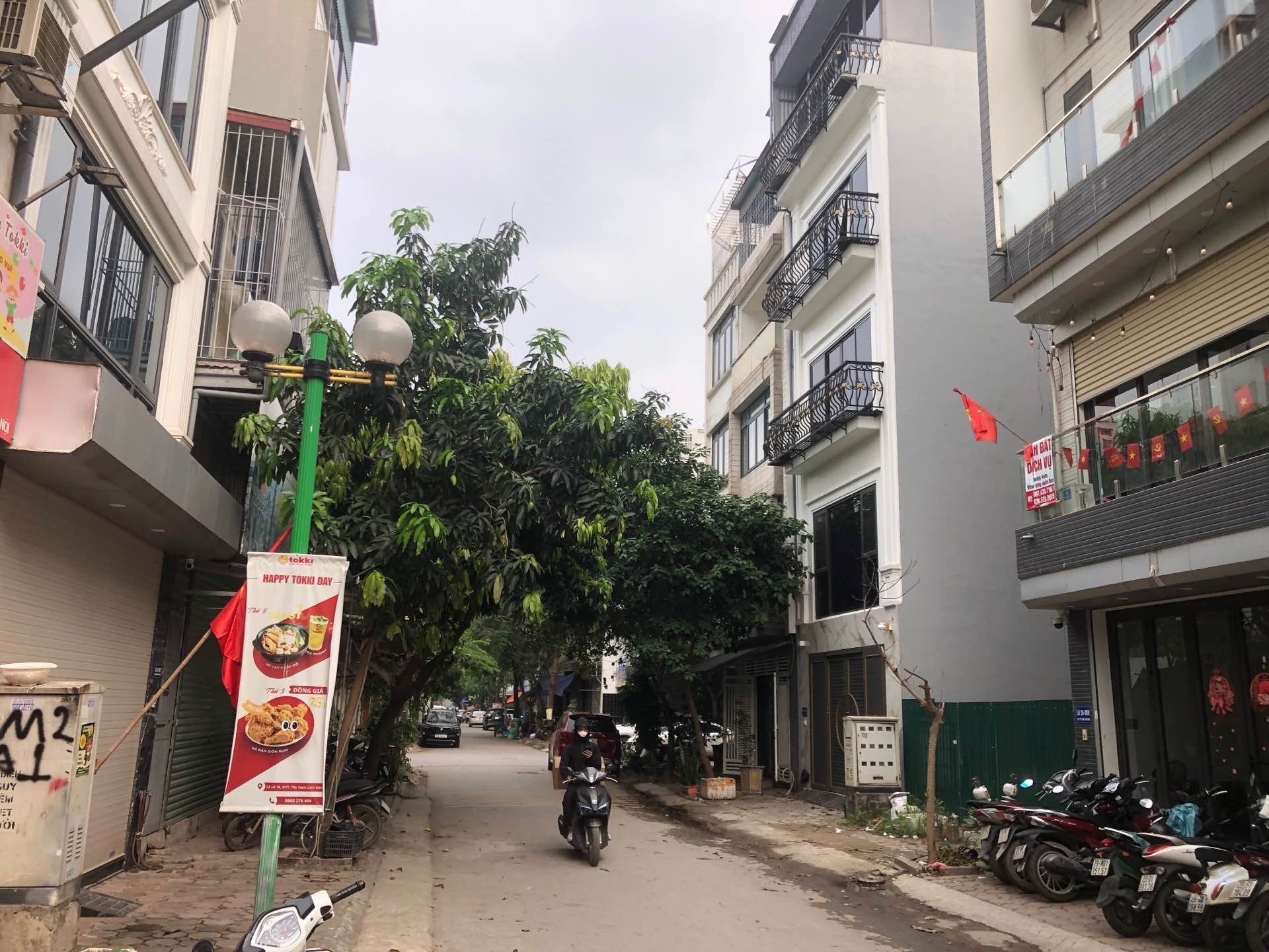 Bán nhà Bằng Liệt - diện tích 60m2 3 tầng - ô tô tránh - giá 19,5 tỷ