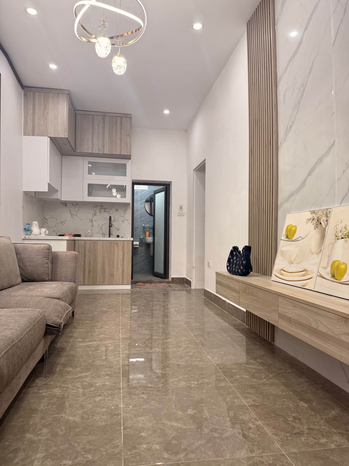 Bán nhà Mai Động - diện tích 32m2 1 tầng - Ngõ thông - giá 3,6 tỷ