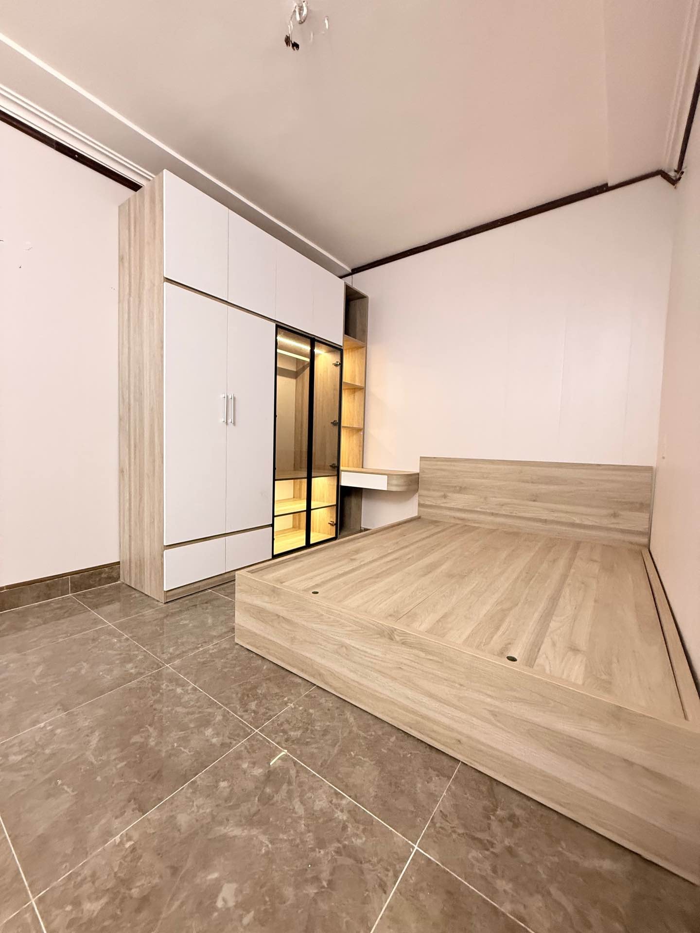 Bán nhà Mai Động - diện tích 32m2 1 tầng - Ngõ thông - giá 3,6 tỷ