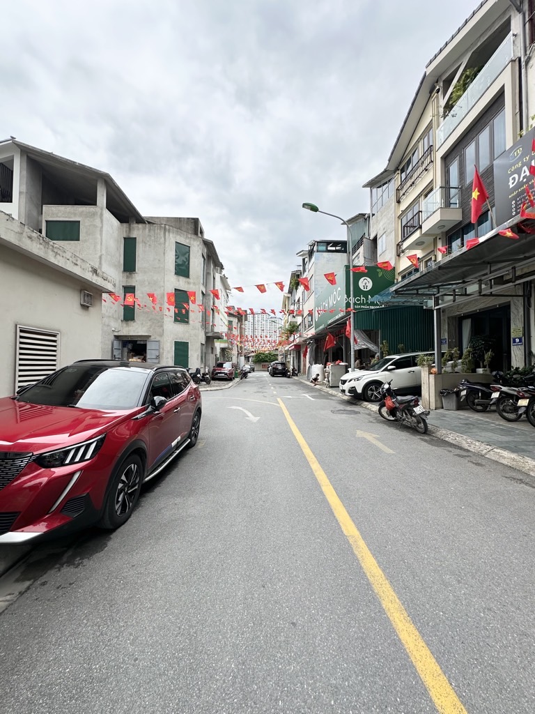 Bán nhà Thịnh Liệt - diện tích 88m2 4 tầng - Ô tô đỗ cửa - giá 20,8 tỷ