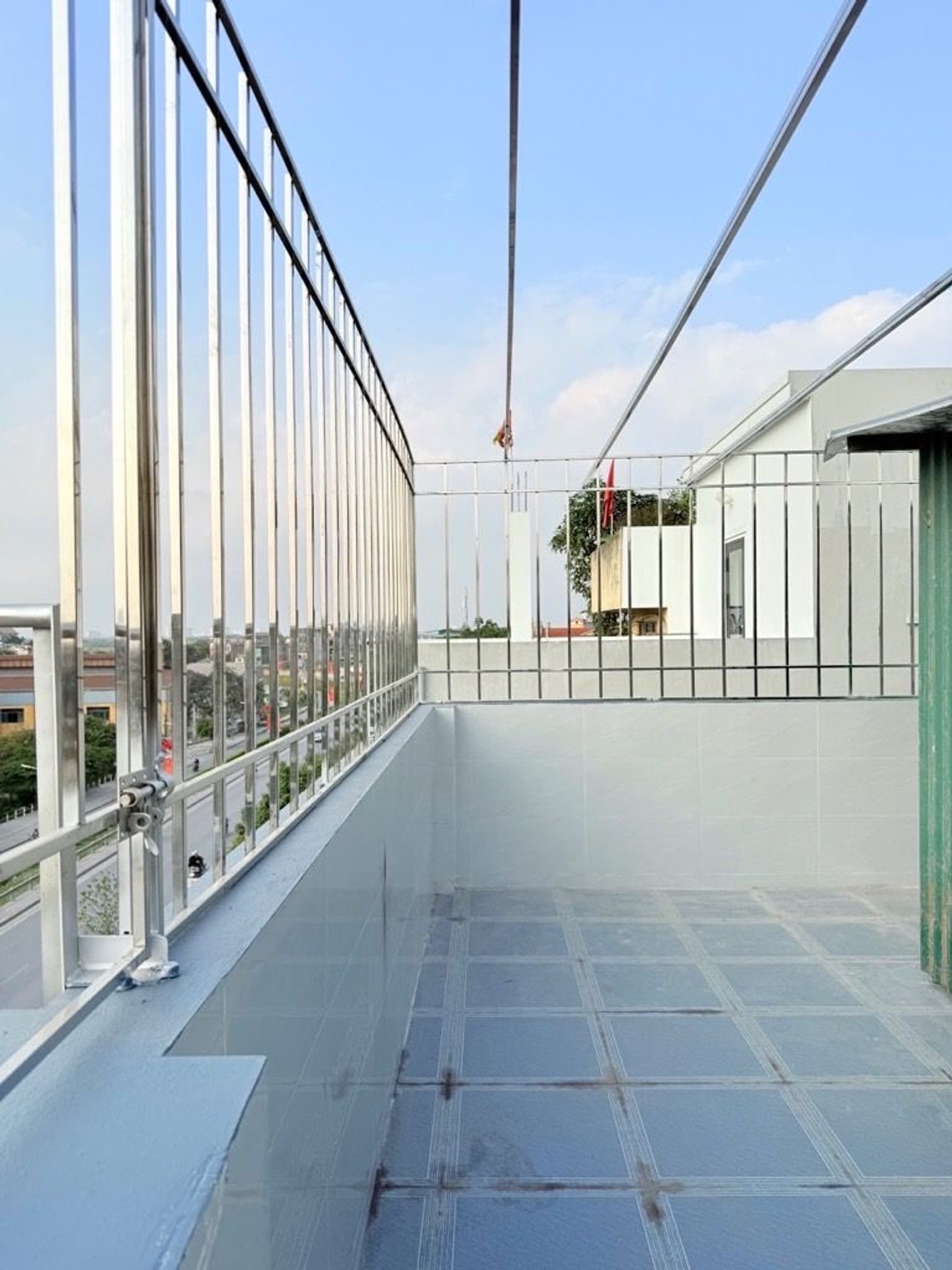 Bán nhà Nguyễn Khoái - diện tích 45m2 5 tầng - LÔ GÓC, Ô TÔ TRÁNH, KINH DOANH - giá 12 tỷ