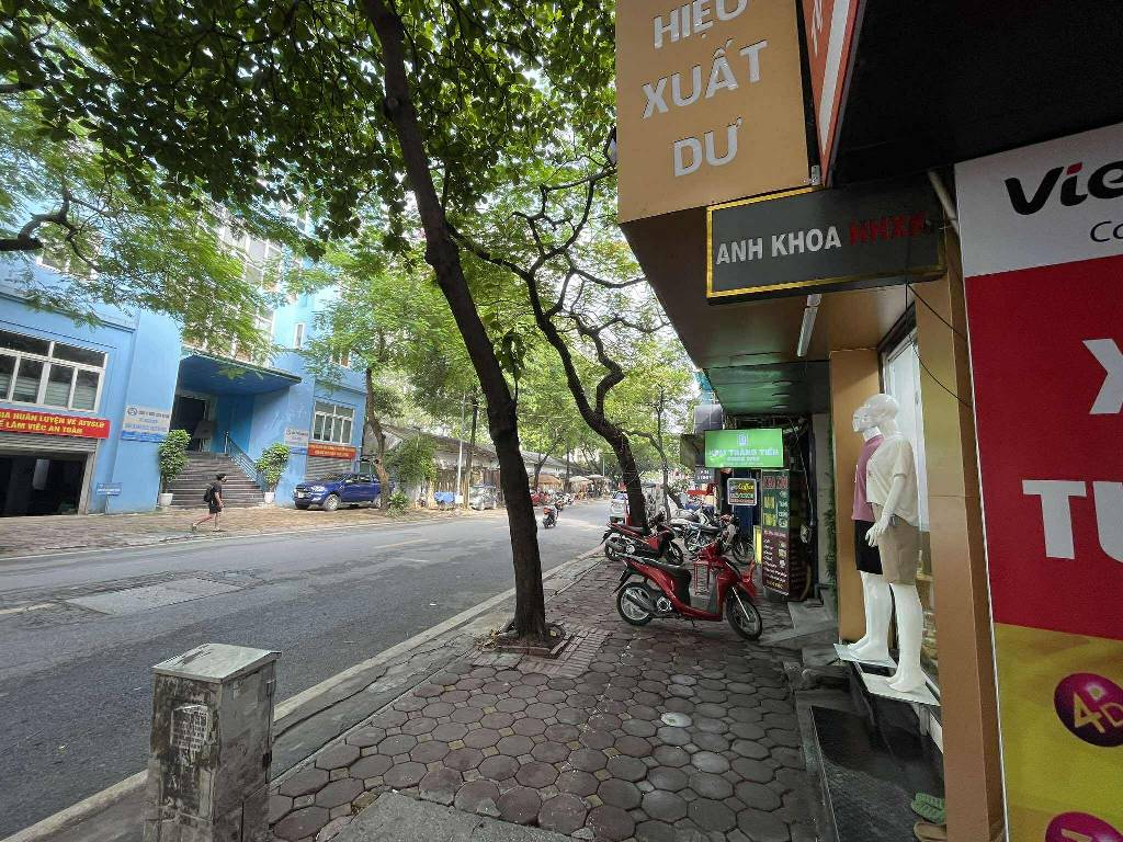 Bán nhà Núi Trúc - diện tích 40m2 5 tầng - Ô tô tránh - giá 30 tỷ