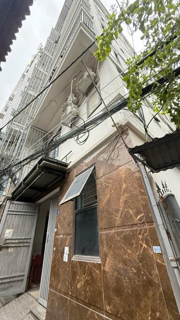 Bán nhà Tân Triều - diện tích 142m2 9 tầng - Hẻm xe máy - giá 43,5 tỷ