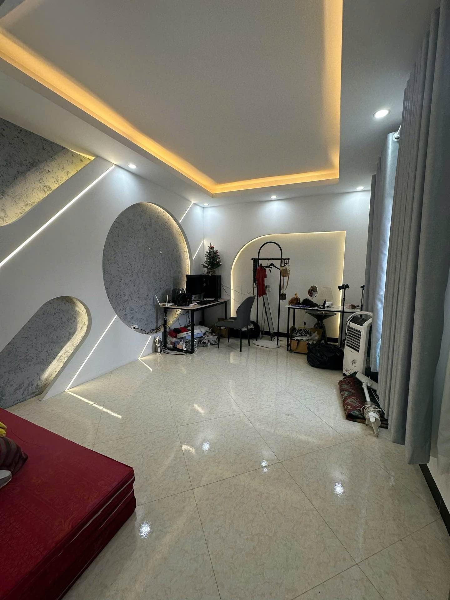 Bán nhà Lê Gia Đỉnh - diện tích 27m2 5 tầng - Lô góc vị trí đẹp - giá 10,98 tỷ