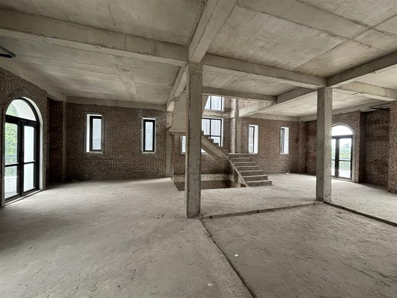 Bán nhà Tân Mai - diện tích 266.8m2 5 tầng - Biệt thự đắt giá trung tâm quận Hoàng Mai - giá 66,5 tỷ