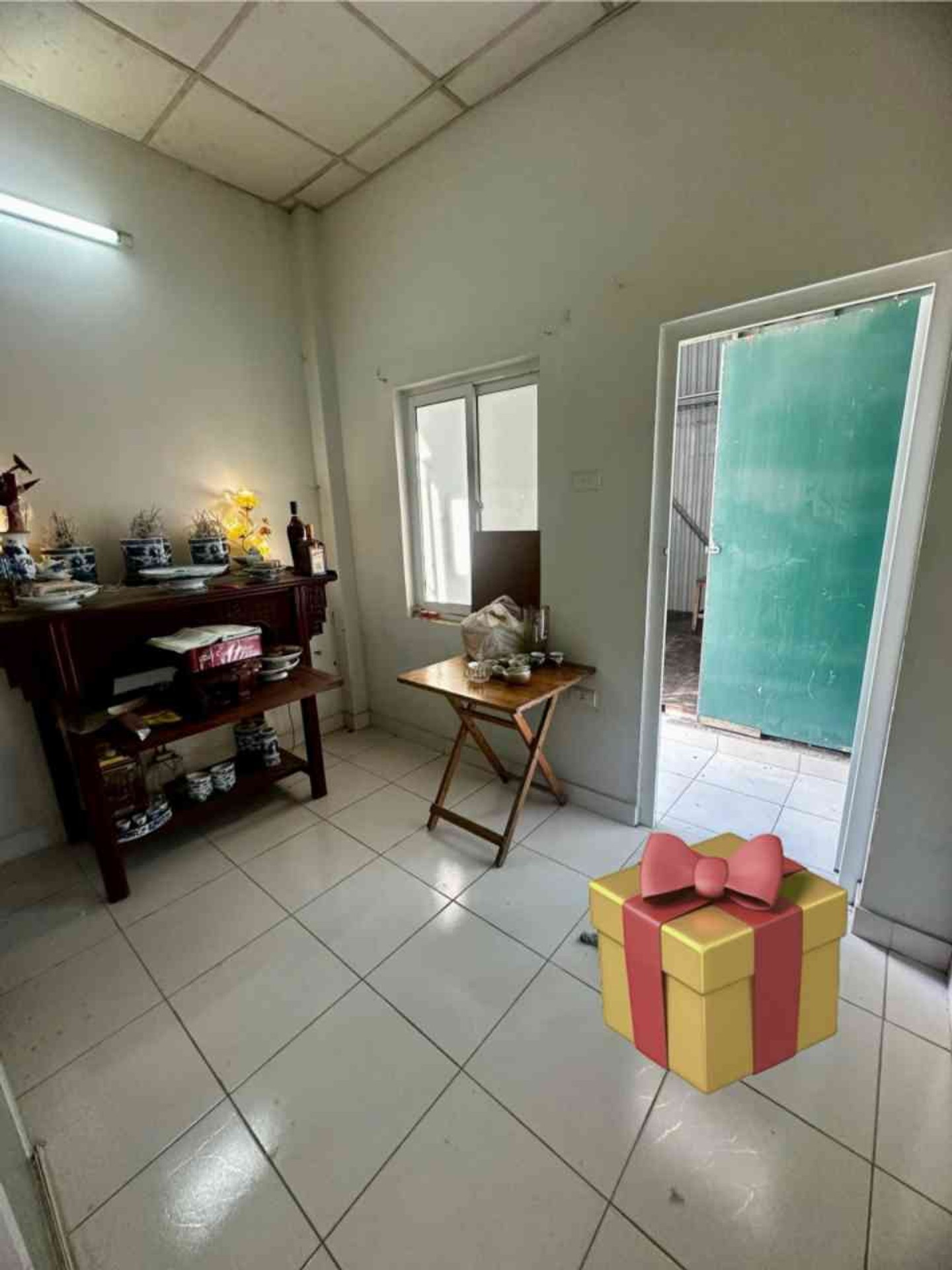 Bán nhà Tân Mai - diện tích 44m2 2 tầng - ô tô đỗ cửa - giá 4,9 tỷ