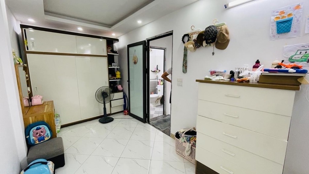 Bán nhà Đông Thiên - diện tích 53m2 4 tầng - nhà trong ngõ - giá 3,75 tỷ