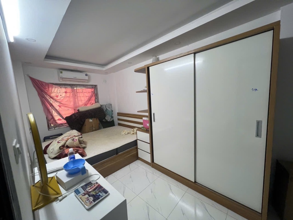 Bán nhà Đông Thiên - diện tích 53m2 4 tầng - nhà trong ngõ - giá 3,75 tỷ