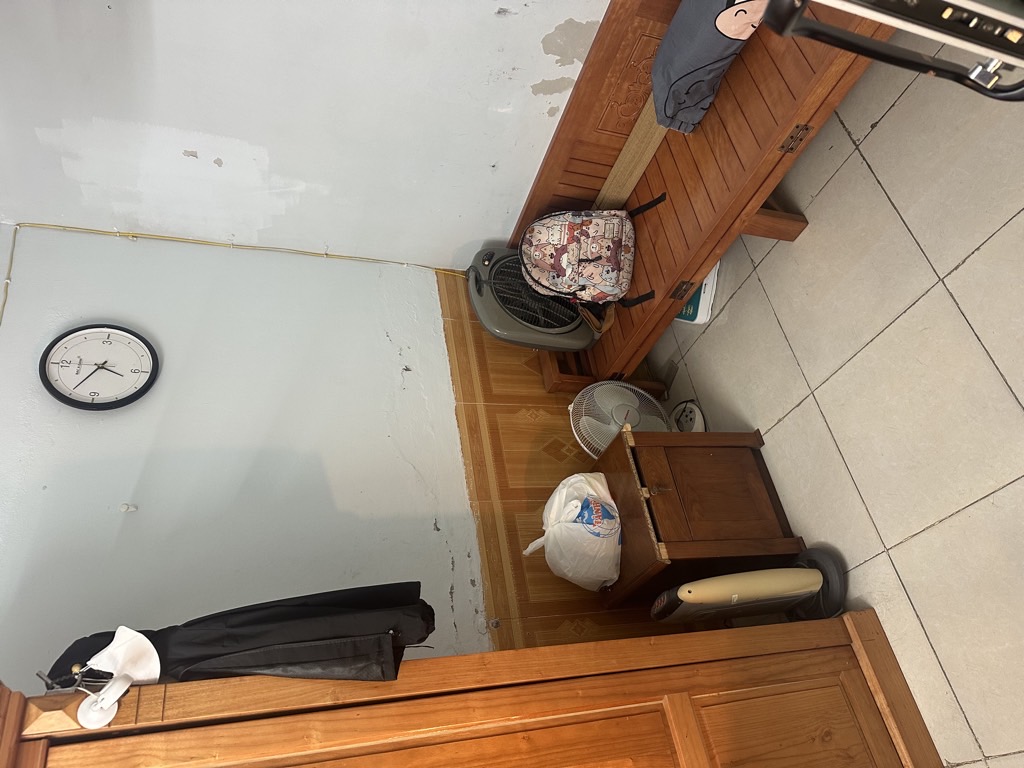 Bán nhà Lĩnh Nam - diện tích 32m2 3 tầng - Nhà nhỏ xinh vuông vắn - giá 2,58 tỷ