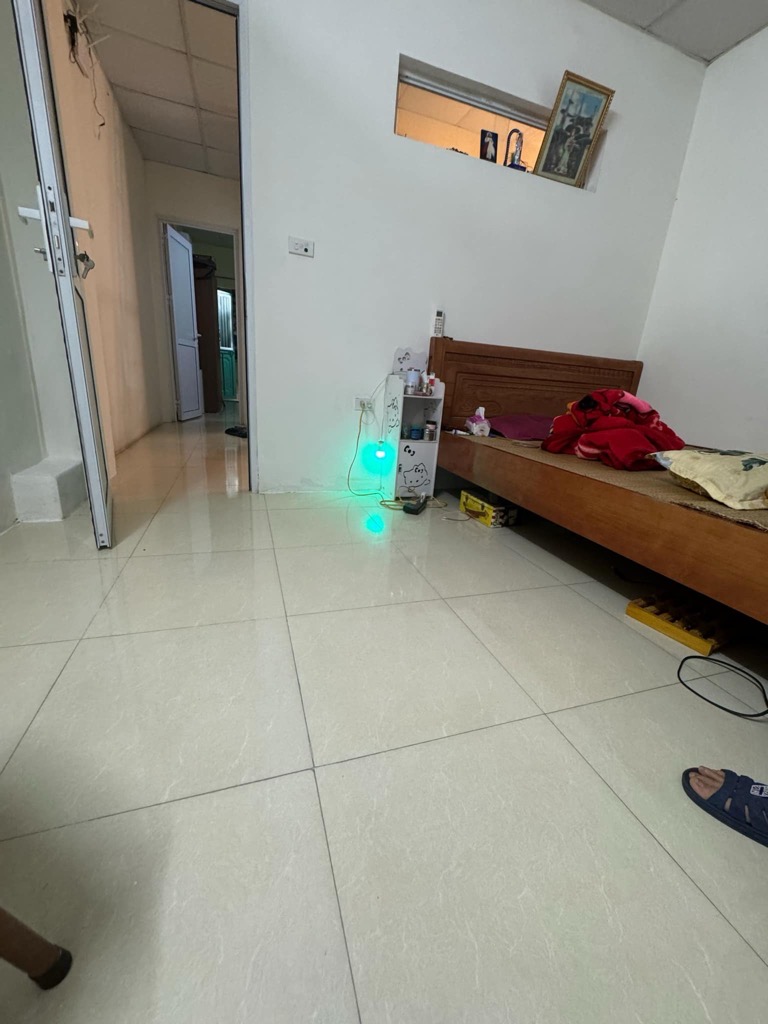 Bán nhà Đông Thiên - diện tích 42m2 2 tầng - ô tô đỗ cửa - giá 3,3 tỷ