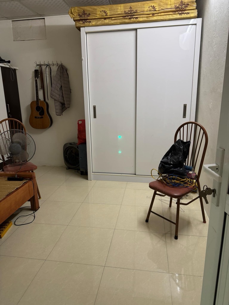 Bán nhà Đông Thiên - diện tích 42m2 2 tầng - ô tô đỗ cửa - giá 3,3 tỷ