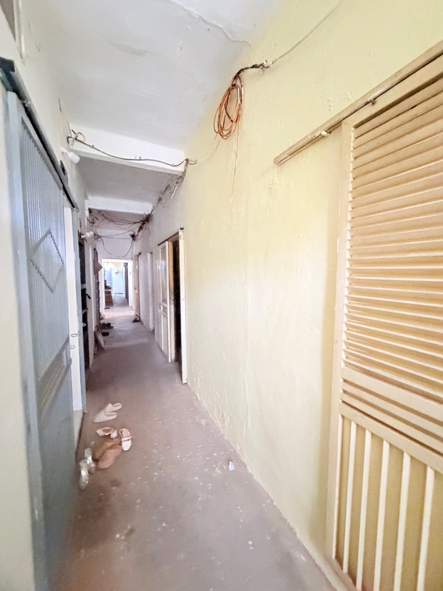 Bán nhà Nguyễn Trãi - diện tích 36m2 1 tầng - Lô góc - giá 2,1 tỷ