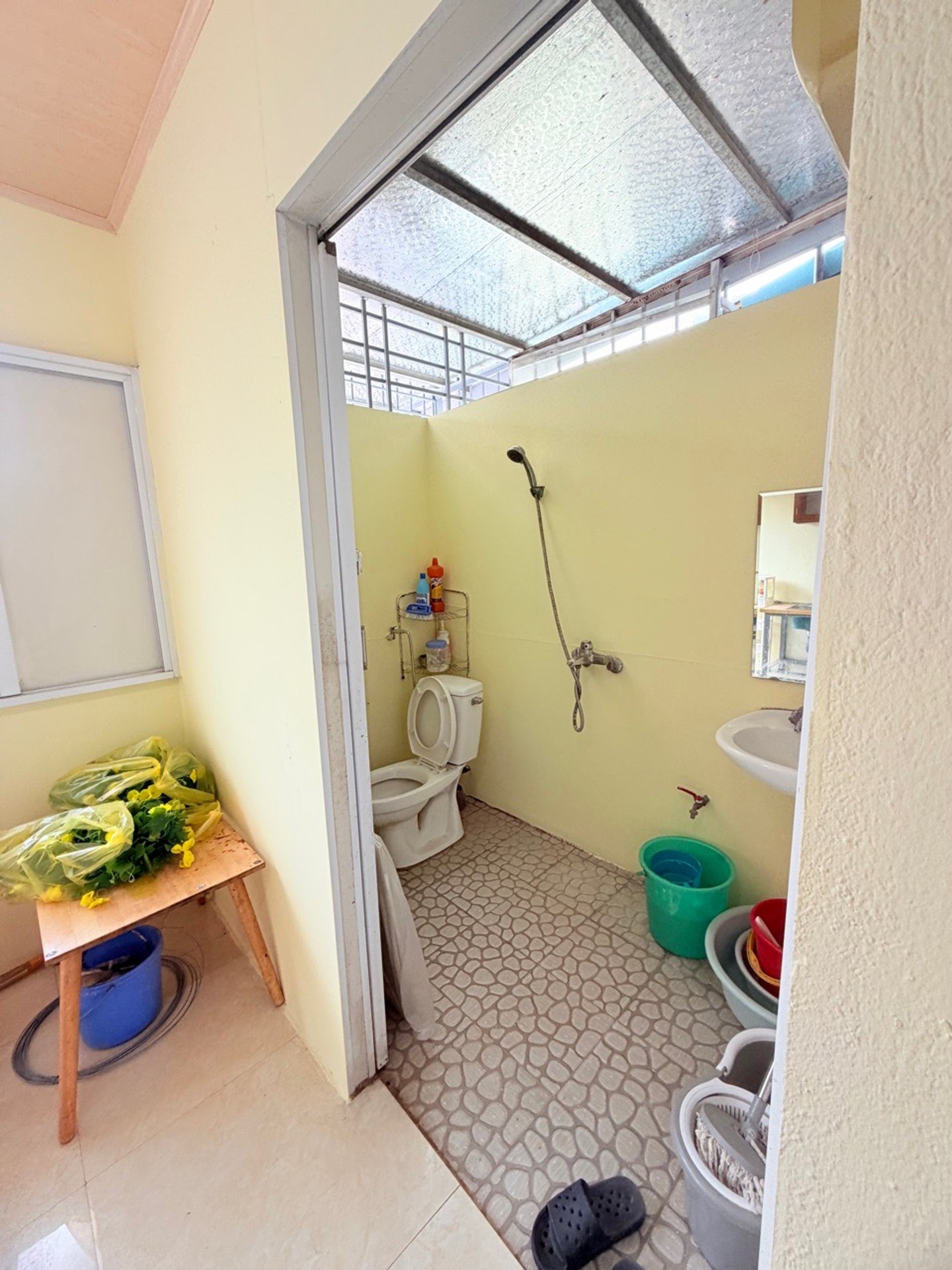 Bán nhà Nguyễn Trãi - diện tích 36m2 1 tầng - Lô góc - giá 2,1 tỷ
