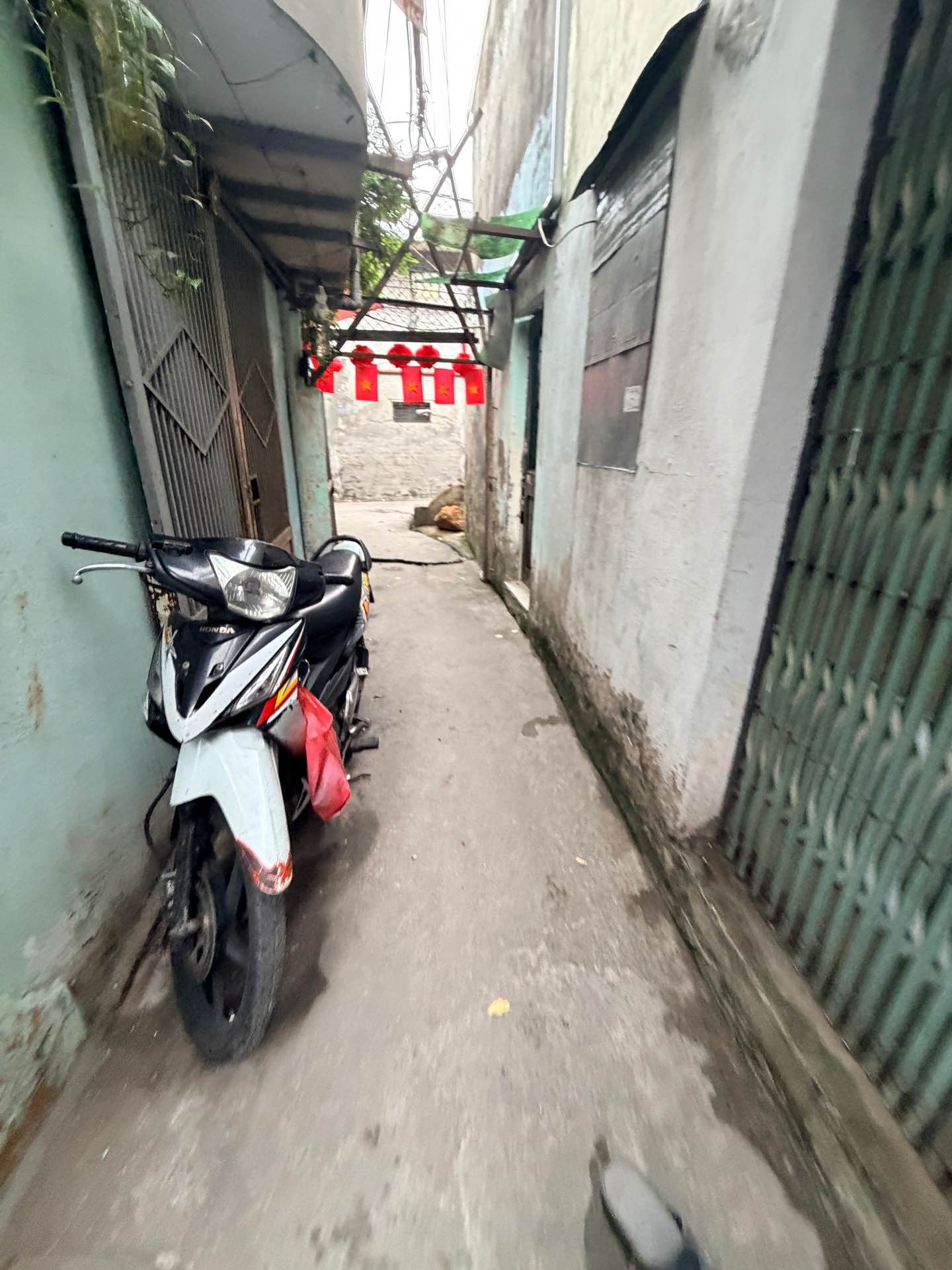 Bán nhà Giáp Nhị - diện tích 32m2 1 tầng - Nhà cấp 4 có gác xép - giá 3,2 tỷ