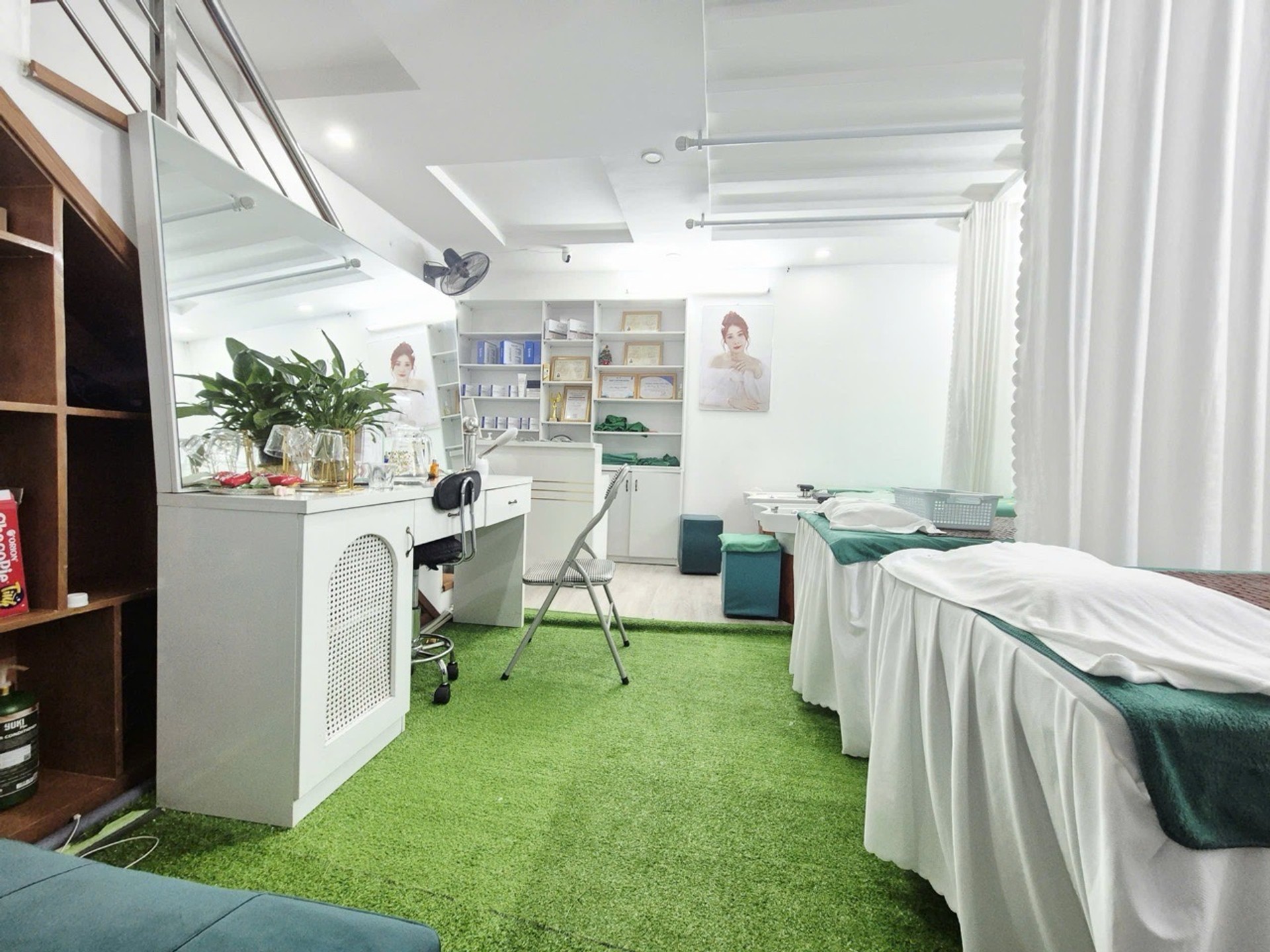 Bán nhà Định Công - diện tích 40m2 2 tầng - SIÊU PHẨM KINH DOANH - giá 3,7 tỷ