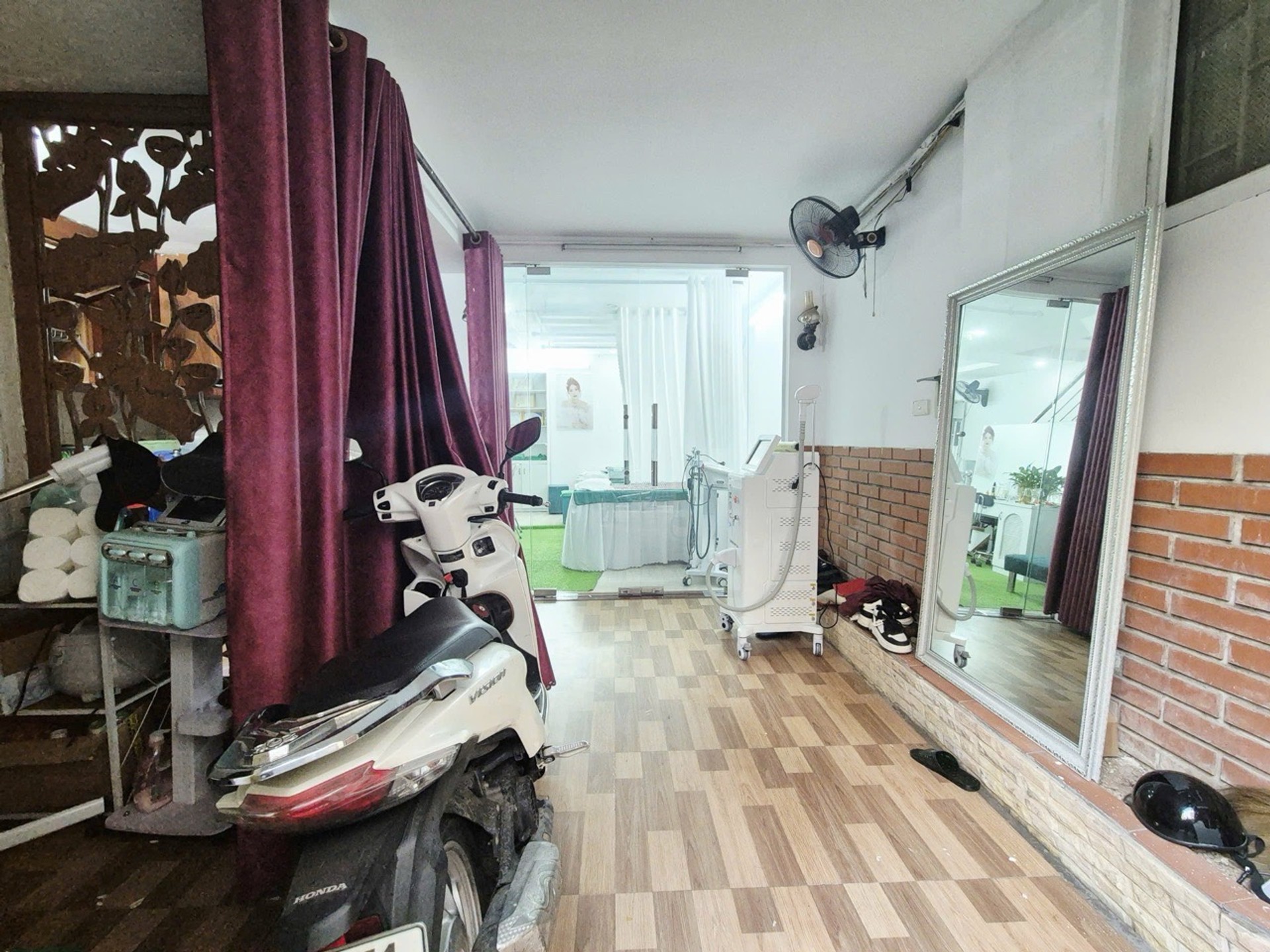 Bán nhà Định Công - diện tích 40m2 2 tầng - SIÊU PHẨM KINH DOANH - giá 3,7 tỷ