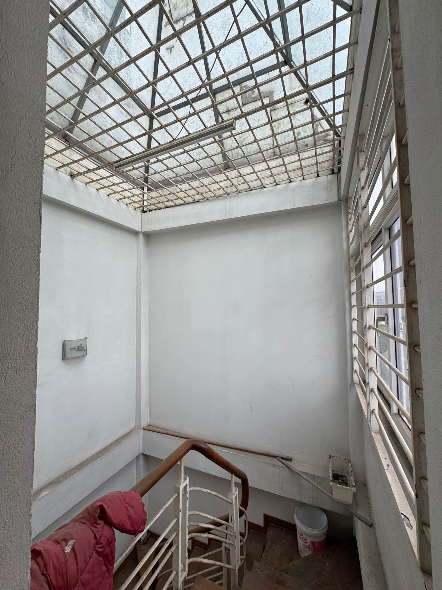 Bán nhà Lê Quý Đôn - diện tích 30m2 6 tầng - Mặt phố kinh doanh sầm uất - giá 25 tỷ