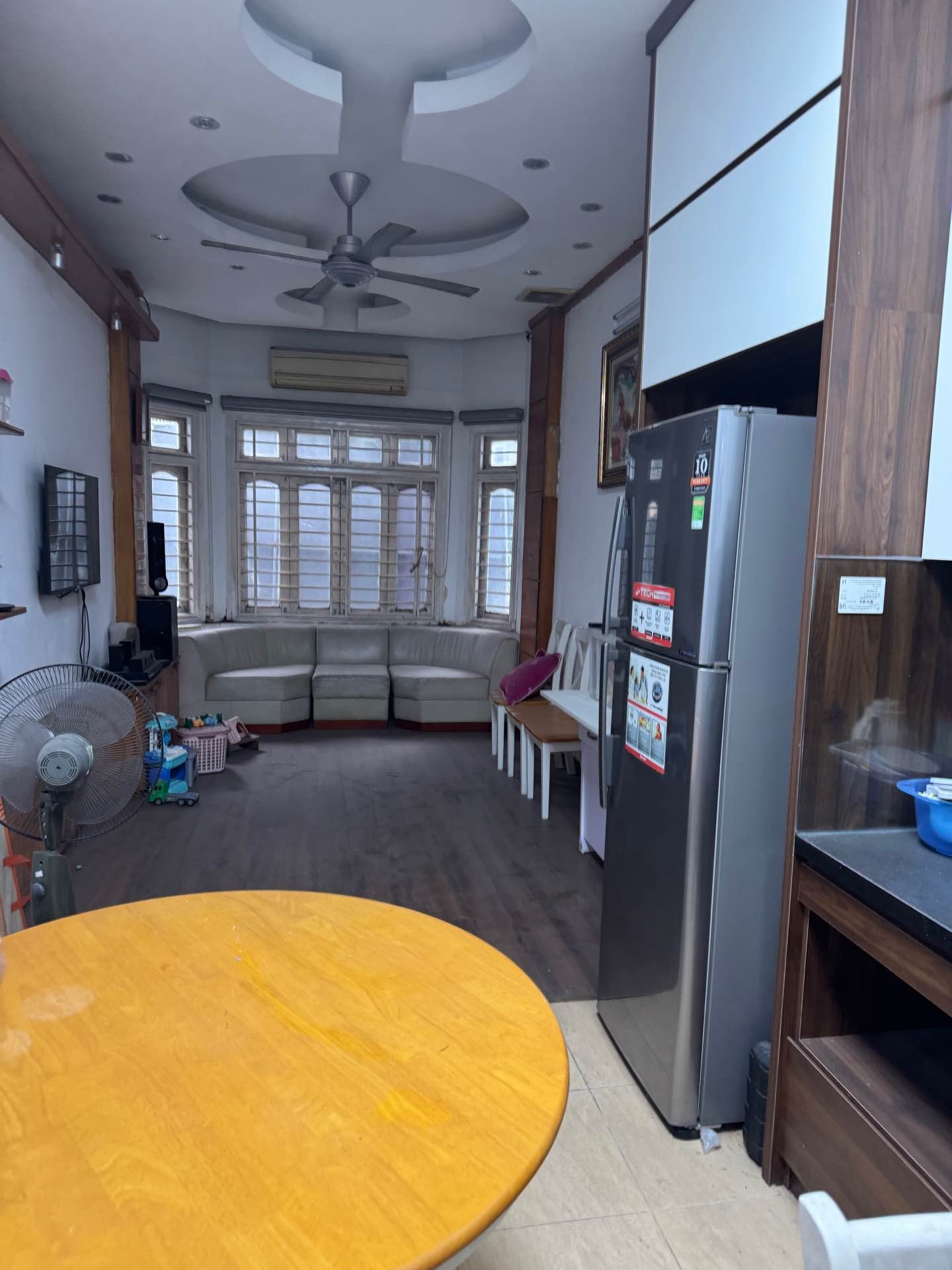 Bán nhà Lê Quý Đôn - diện tích 30m2 6 tầng - Mặt phố kinh doanh sầm uất - giá 25 tỷ