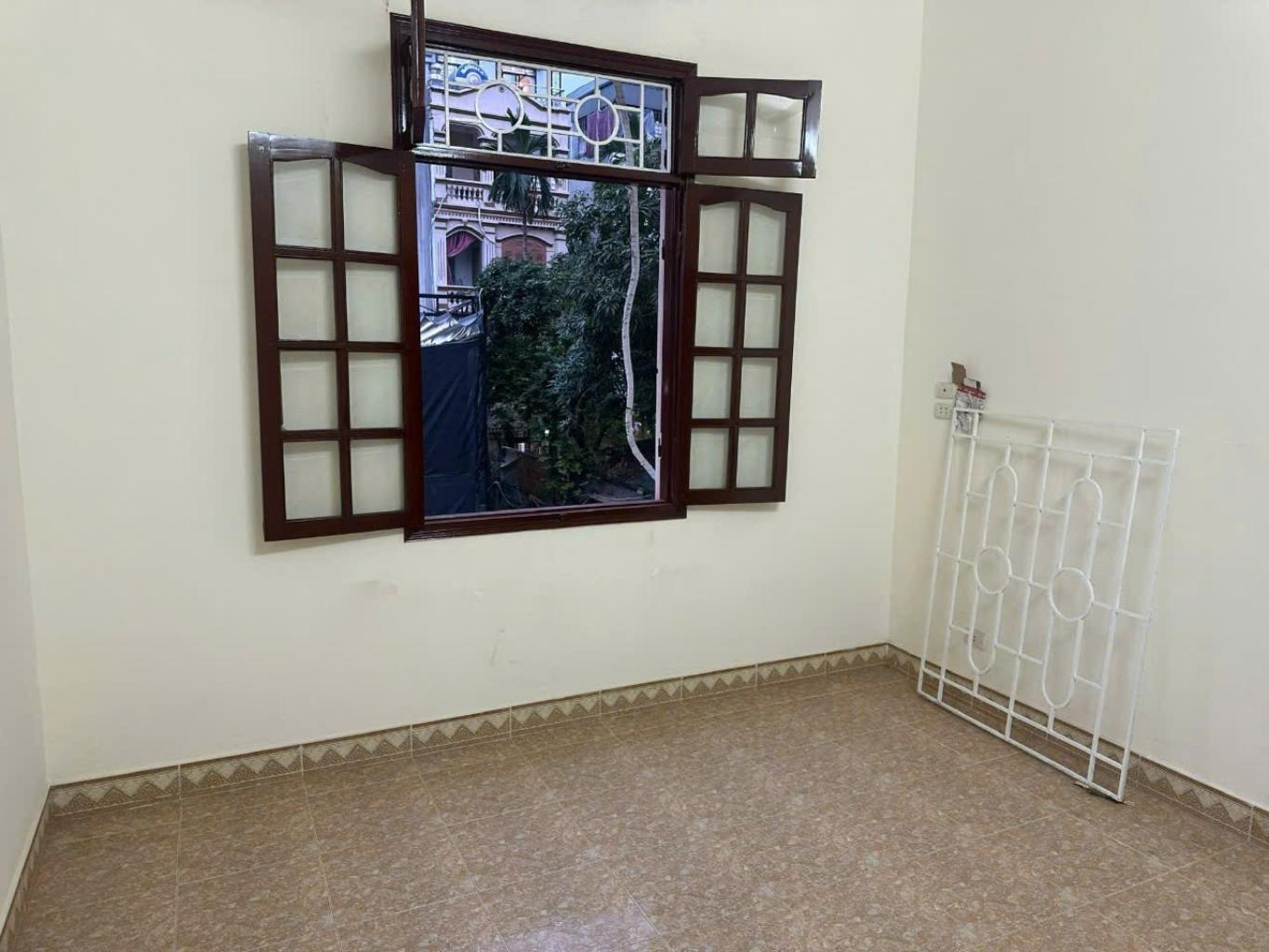 Bán nhà Nguyễn Thị Định - diện tích 69m2 5 tầng - Ô TÔ TRÁNH - giá 31,5 tỷ